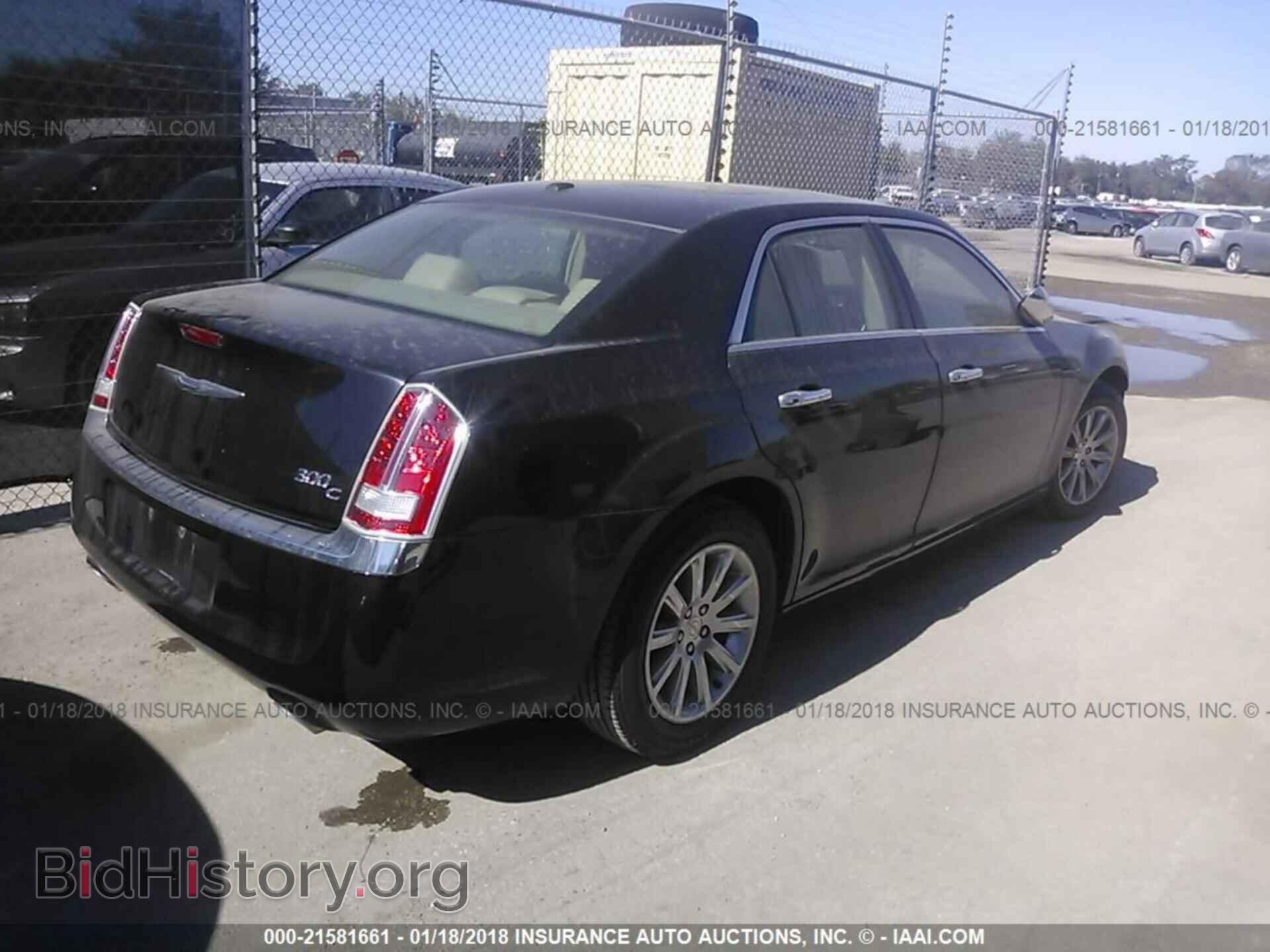 2013 Chrysler 300c - VIN: 2C3CCAEG5DH545794 - Фото 4