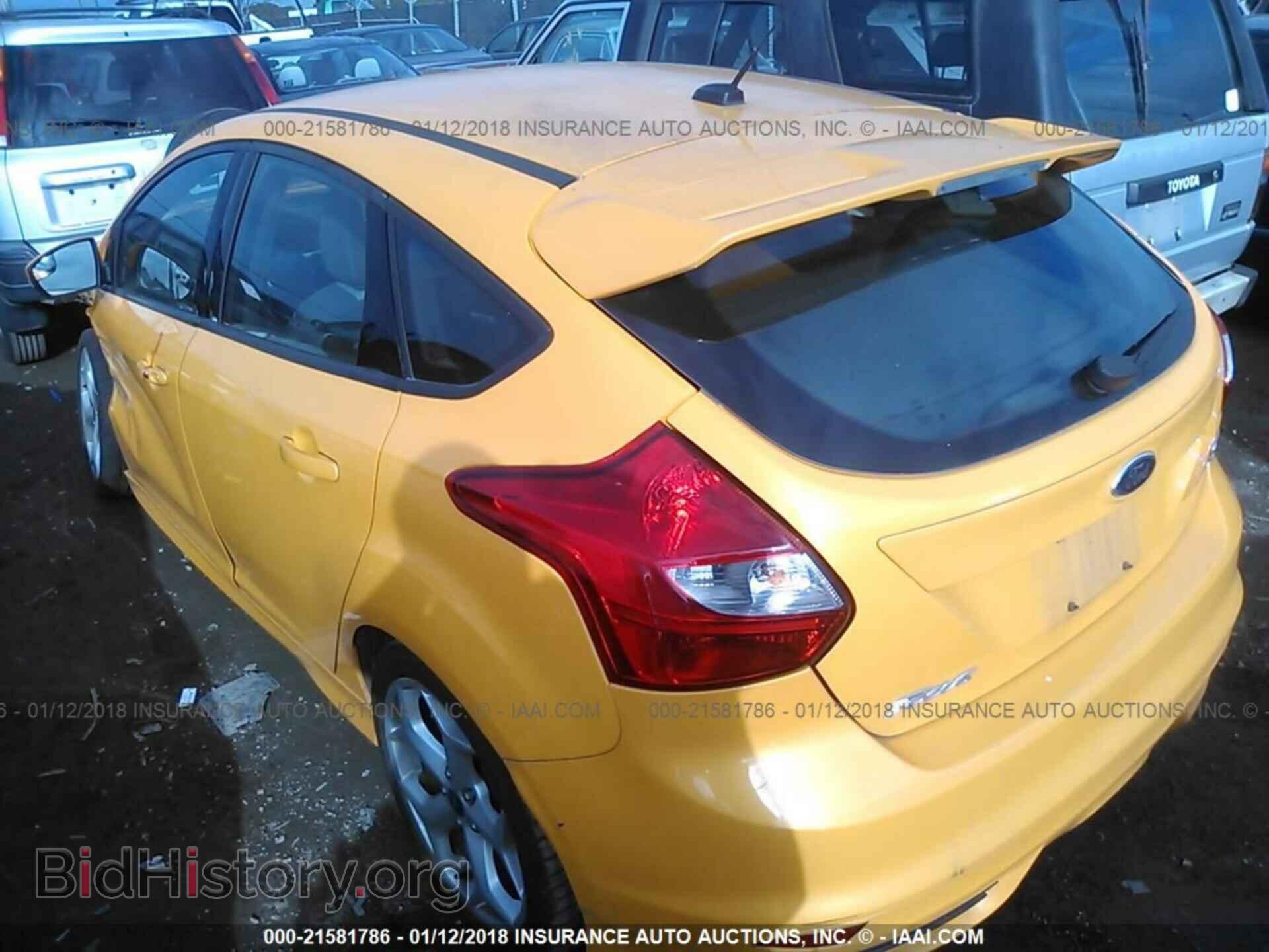 2014 Ford Focus - VIN: 1FADP3L93EL442940 - Фото 3