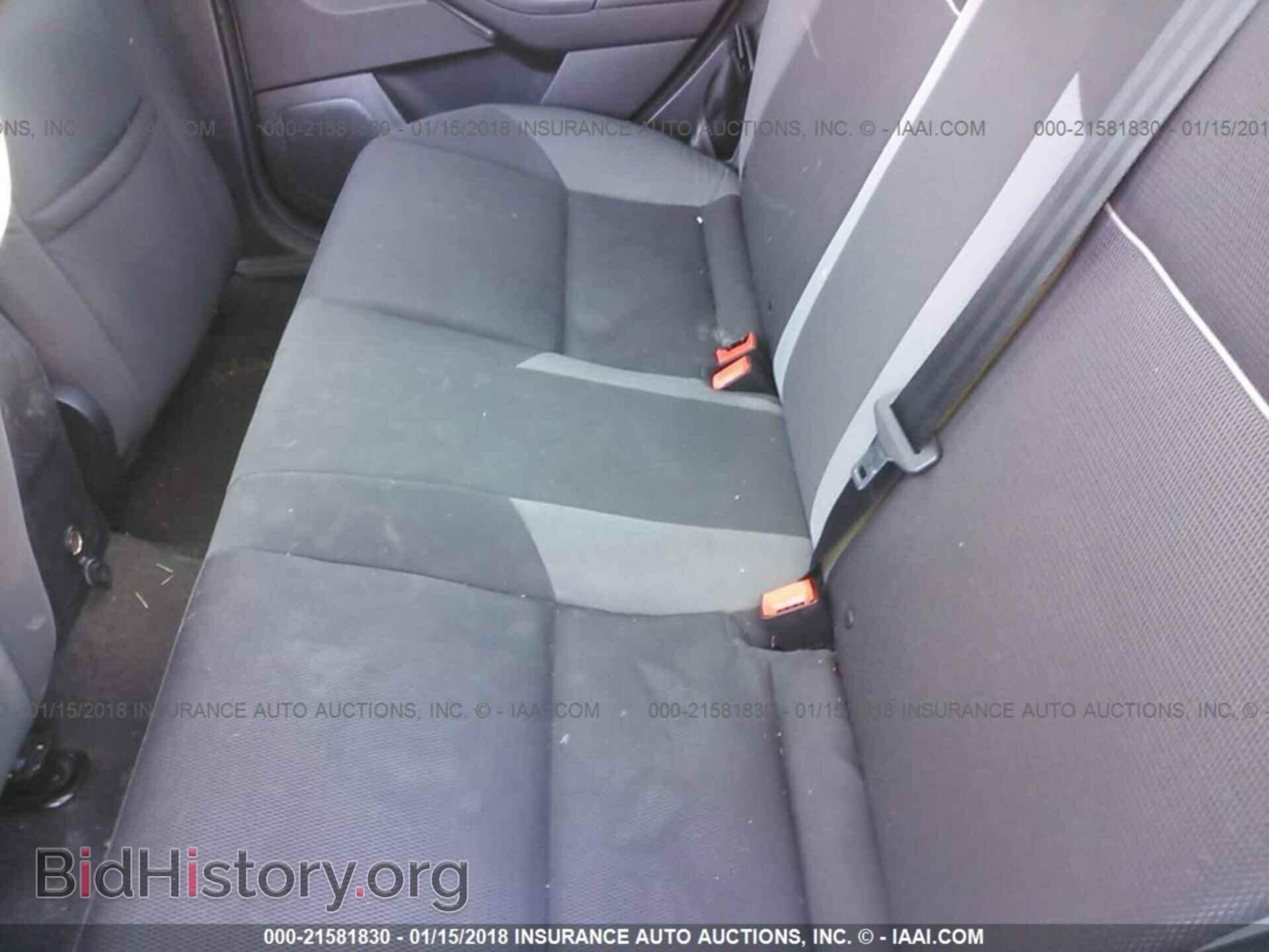 2013 Ford Focus - VIN: 1FADP3F29DL207052 - Photo 8