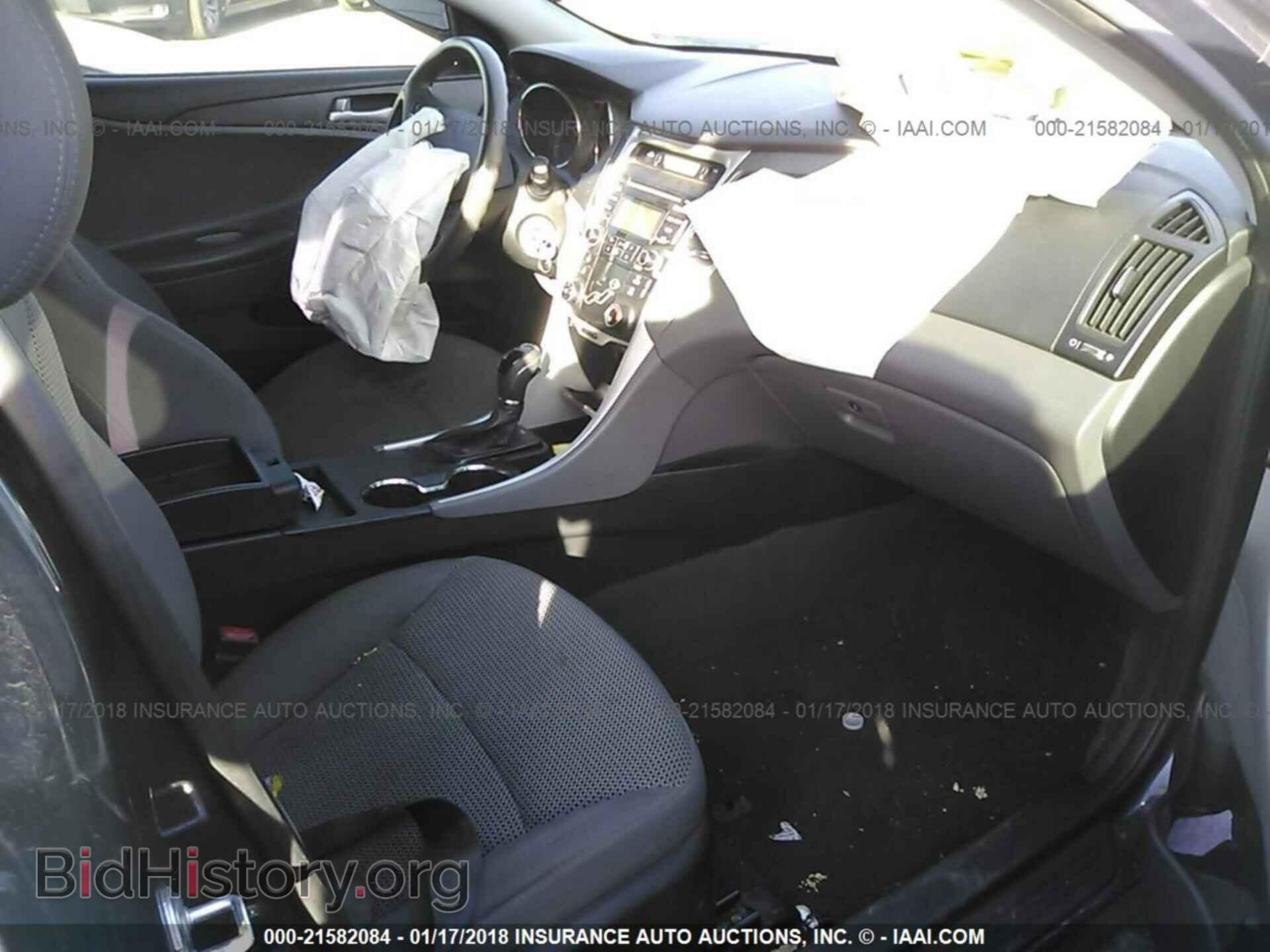 2012 Hyundai Sonata - VIN: 5NPEB4AC2CH323571 - Photo 5