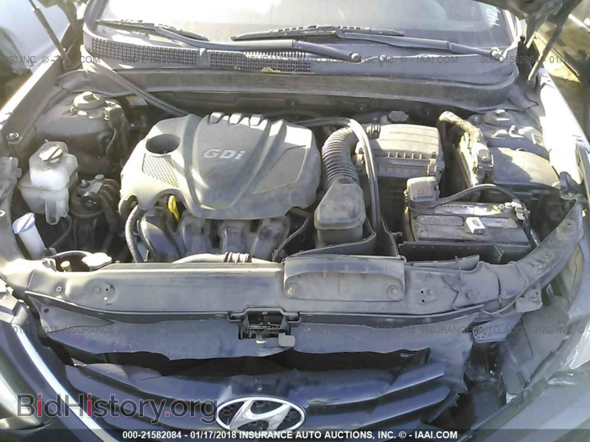 2012 Hyundai Sonata - VIN: 5NPEB4AC2CH323571 - Photo 10