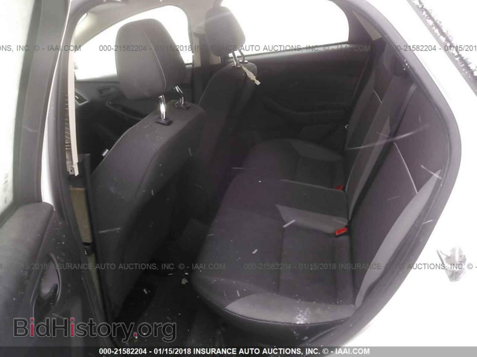 2012 Ford Focus - VIN: 1FAHP3K22CL337700 - Фото 8