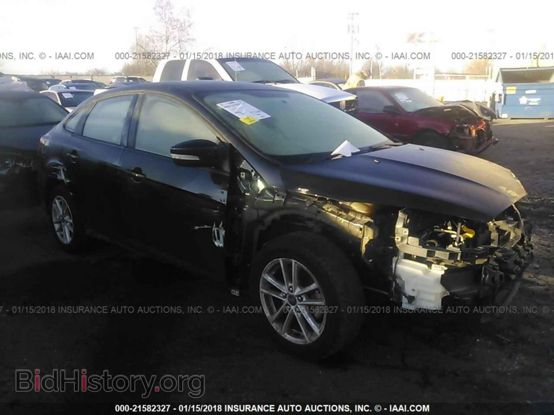 Photo 1FADP3F25FL206077 - Ford Focus 2015