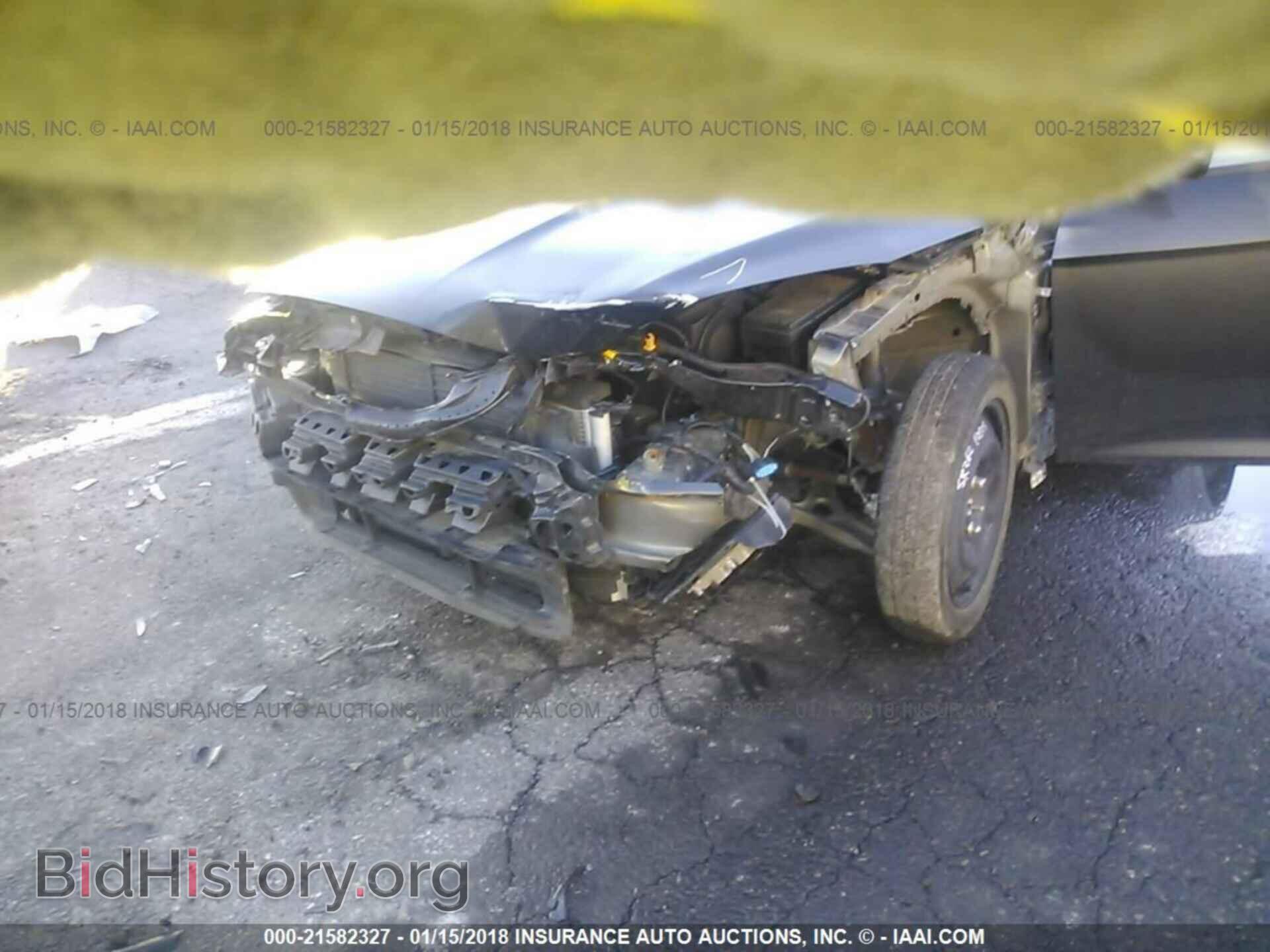 2015 Ford Focus - VIN: 1FADP3F25FL206077 - Photo 6