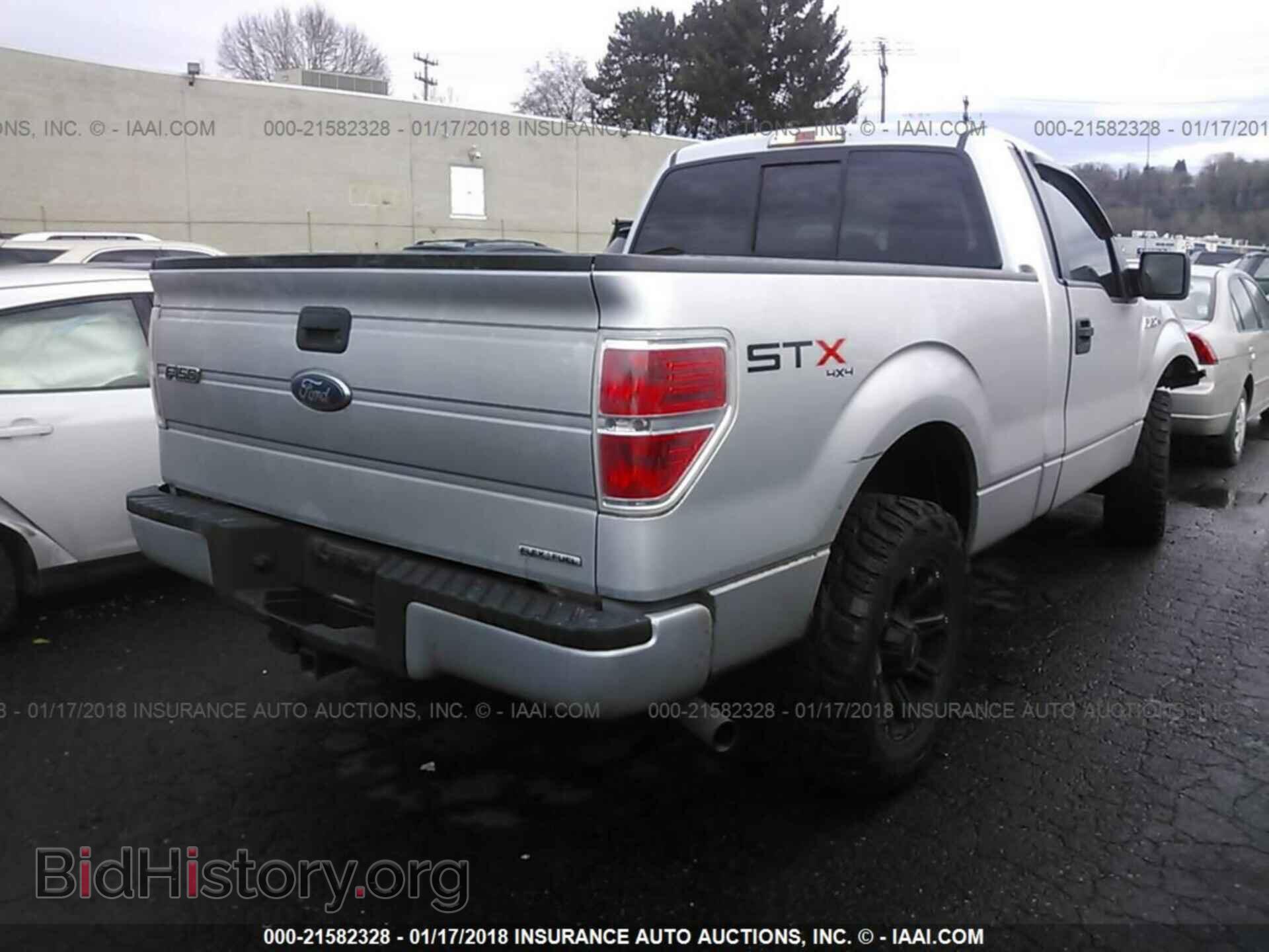 2013 Ford F150 - VIN: 1FTMF1EM6DKD75581 - Фото 4