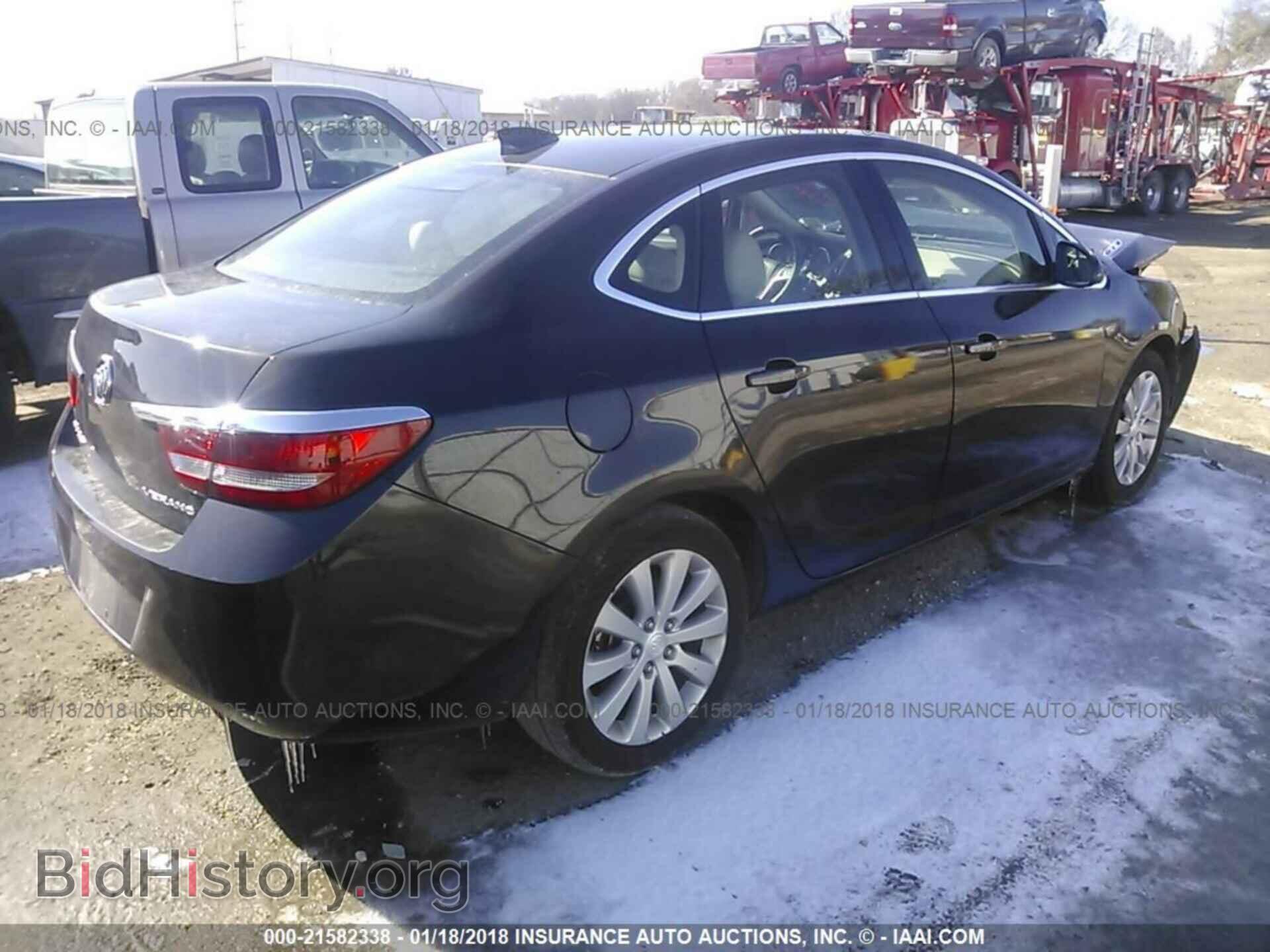 2015 Buick Verano - VIN: 1G4PP5SK2F4179922 - Фото 4