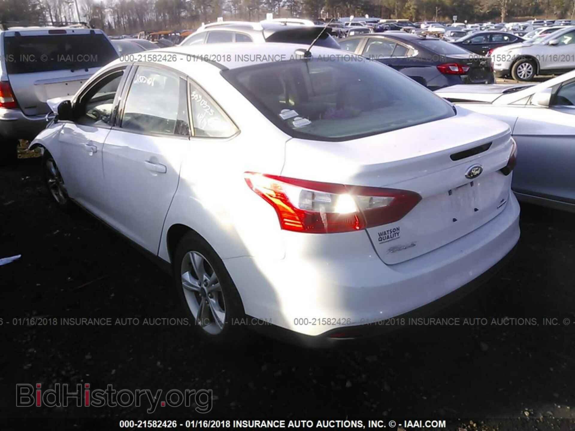 2014 Ford Focus - VIN: 1FADP3F26EL368055 - Фото 3