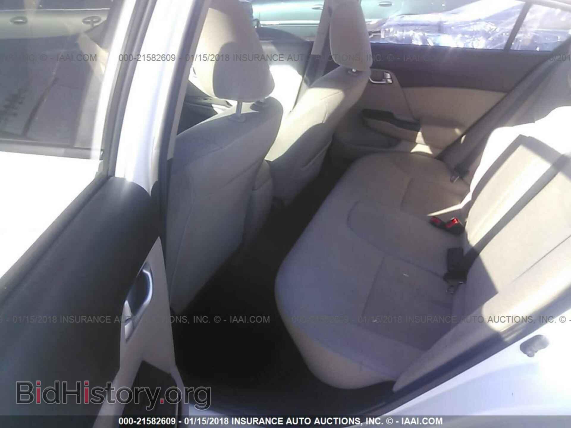 2013 Honda Civic - VIN: 19XFB2F85DE247105 - Photo 8