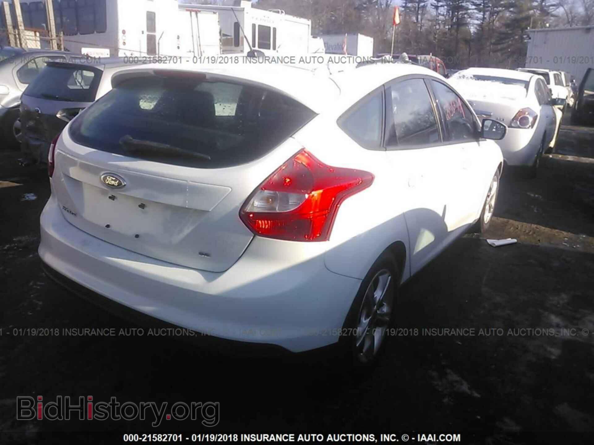 2014 Ford Focus - VIN: 1FADP3K28EL319428 - Photo 4