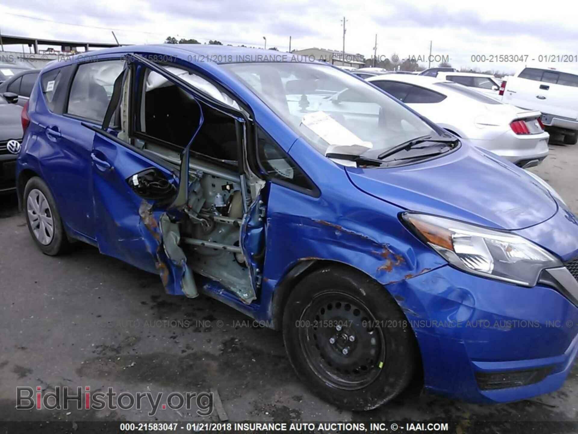 2017 Nissan Versa note - VIN: 3N1CE2CP3HL357774 - Photo 6