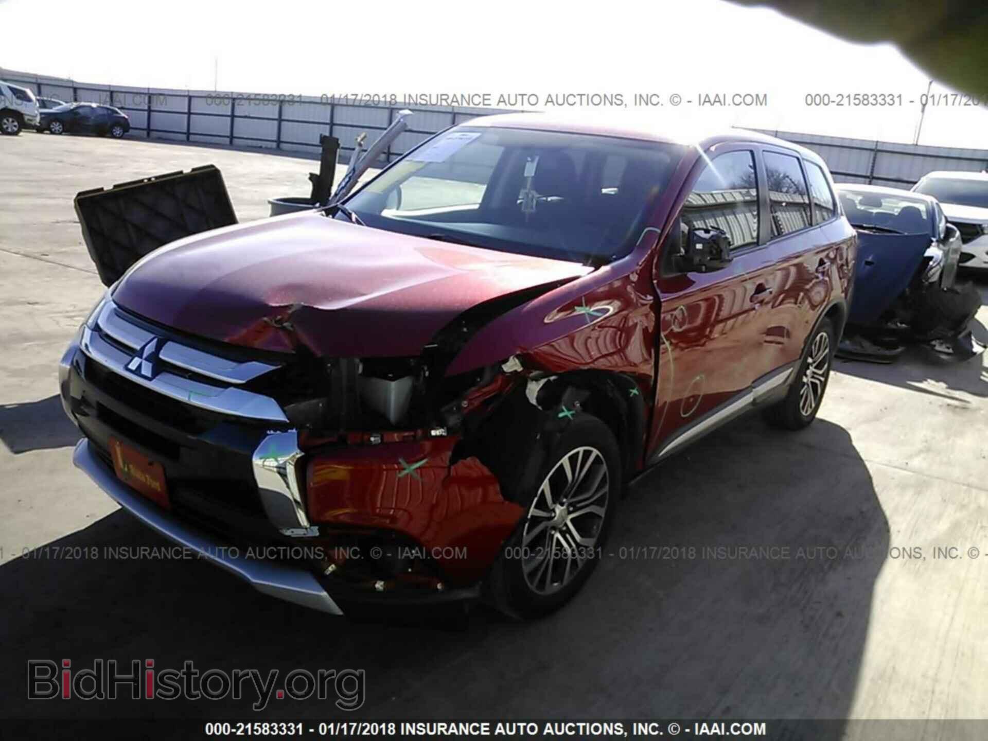 2016 Mitsubishi Outlander - VIN: JA4AD2A33GZ030963 - Фото 2