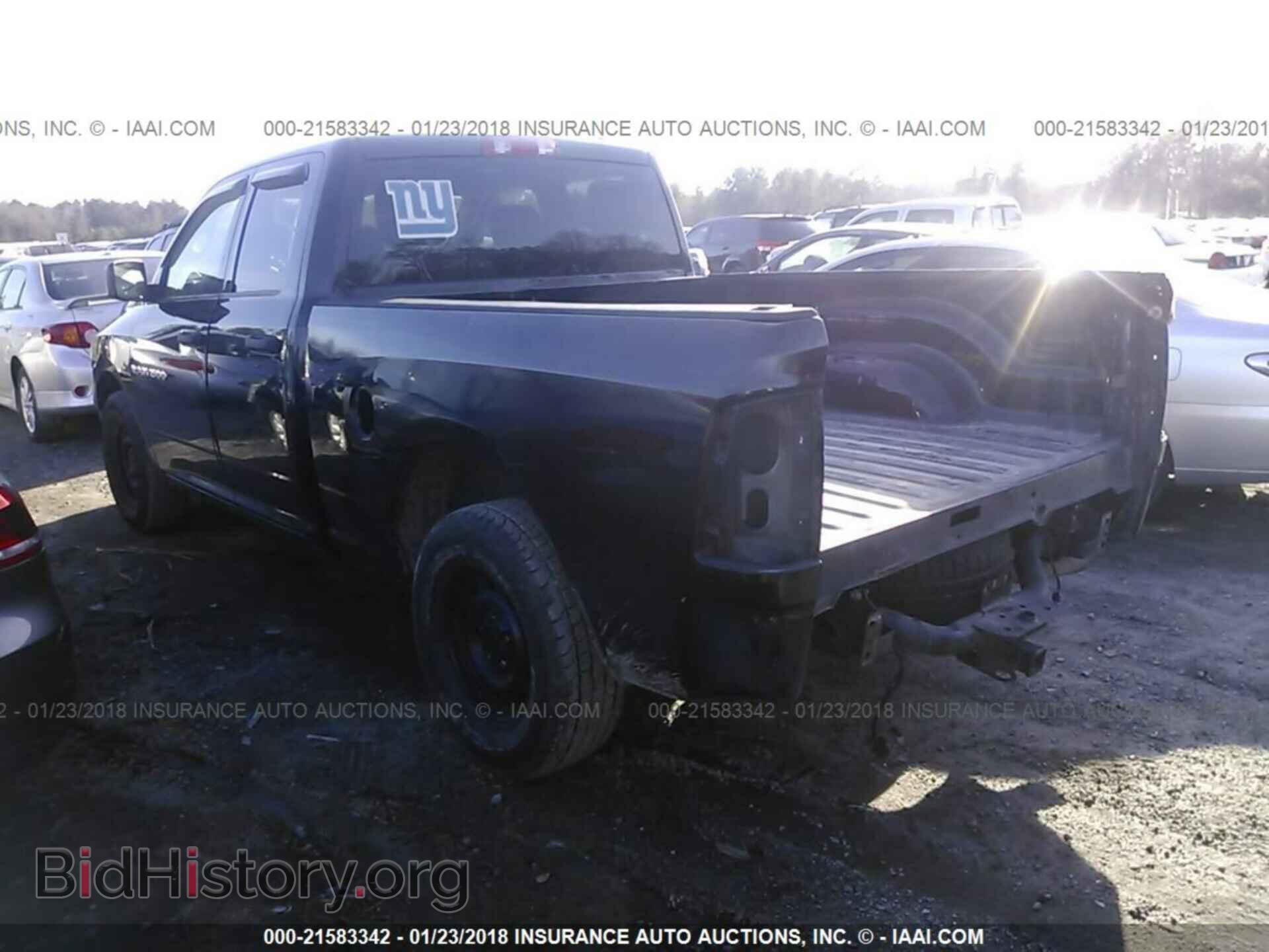 2012 Dodge Ram 1500 - VIN: 1C6RD6FP5CS175220 - Photo 3