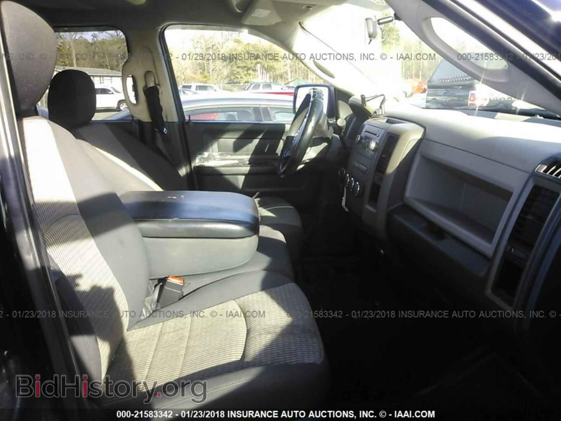 2012 Dodge Ram 1500 - VIN: 1C6RD6FP5CS175220 - Photo 5