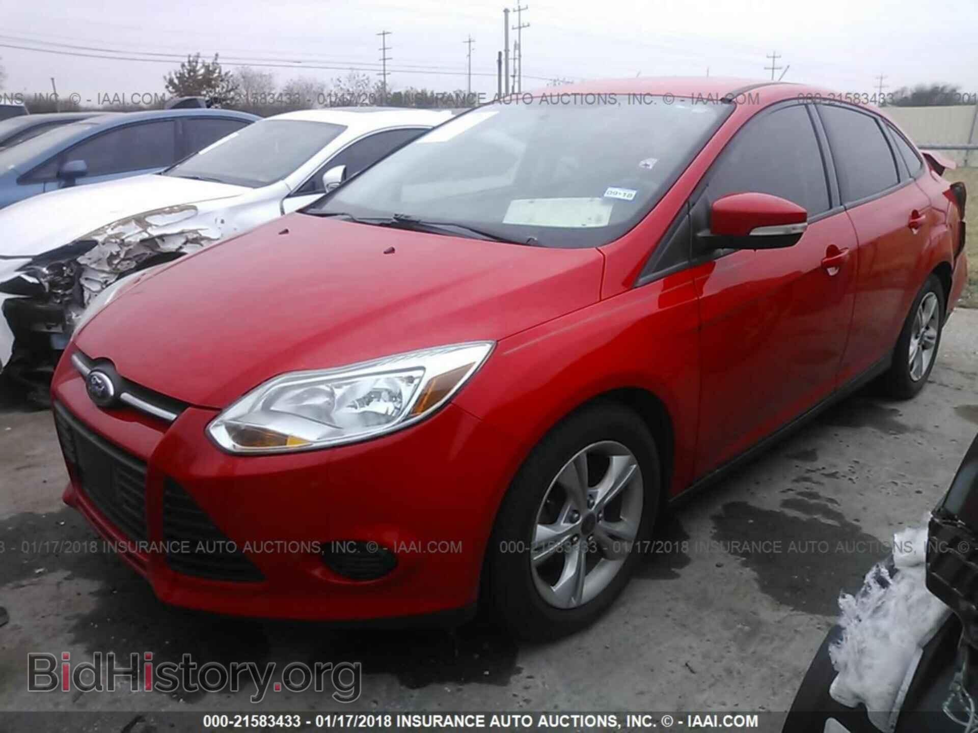 2014 Ford Focus - VIN: 1FADP3F26EL130688 - Фото 2