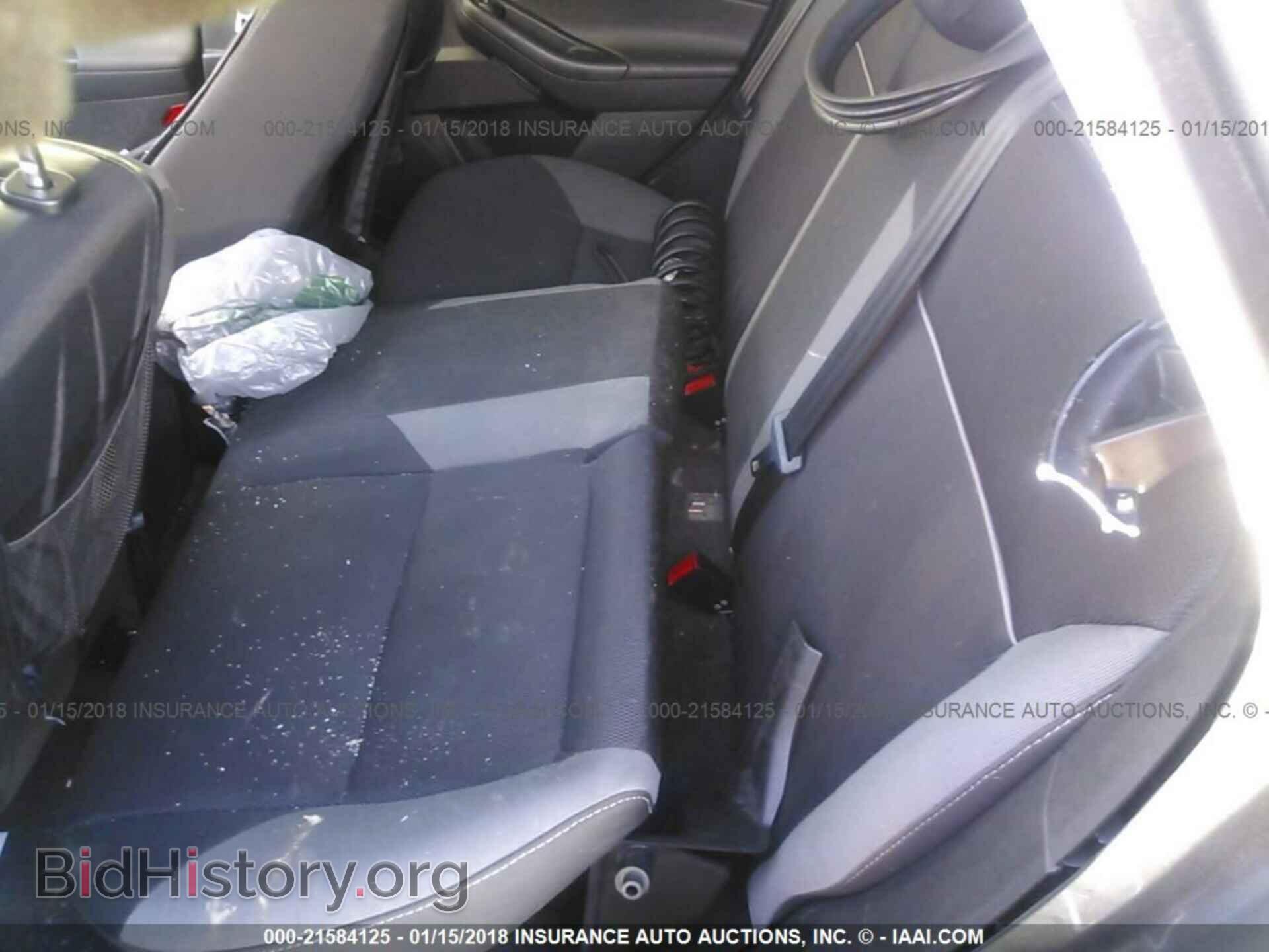 2012 Ford Focus - VIN: 1FAHP3K24CL189985 - Photo 8