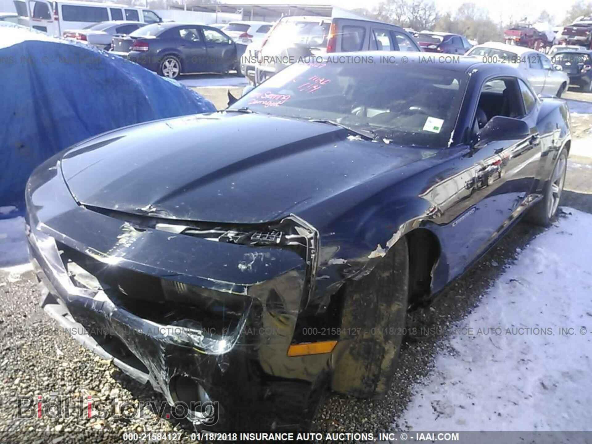 2011 Chevrolet Camaro - VIN: 2G1FC1ED0B9107568 - Фото 2