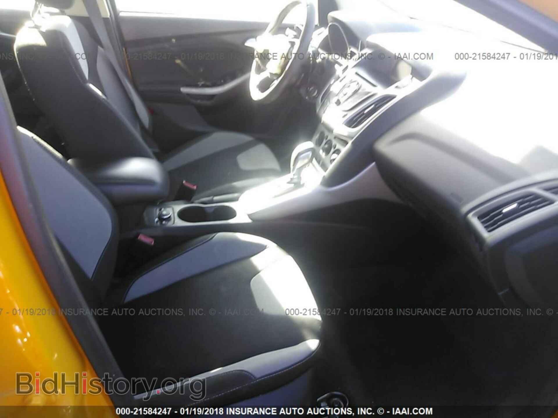 2012 Ford Focus - VIN: 1FAHP3K2XCL310986 - Photo 5