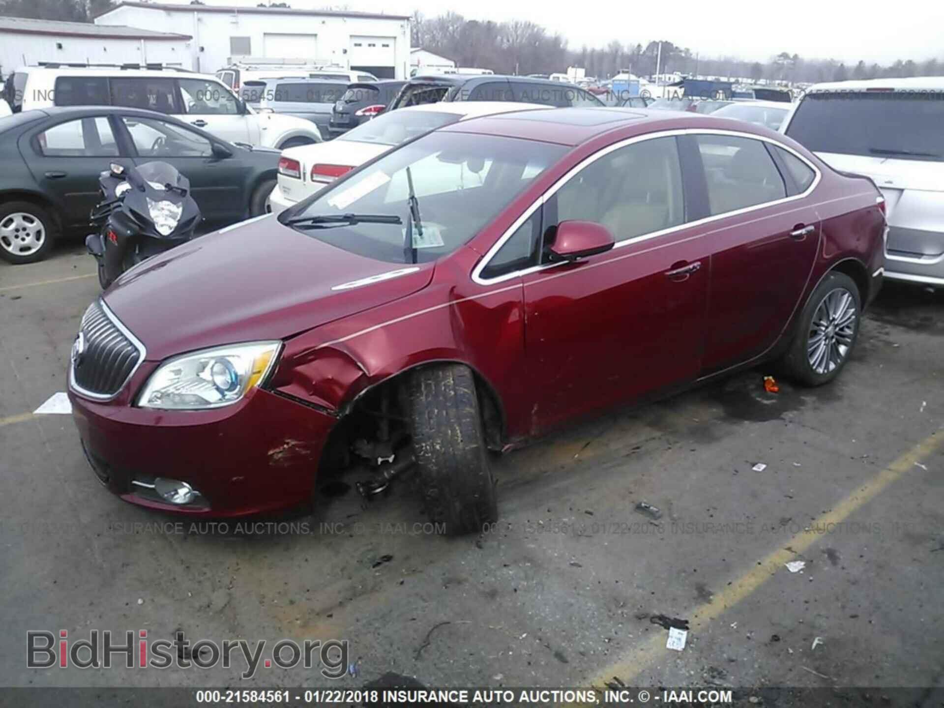 2012 Buick Verano - VIN: 1G4PS5SK4C4151596 - Фото 2