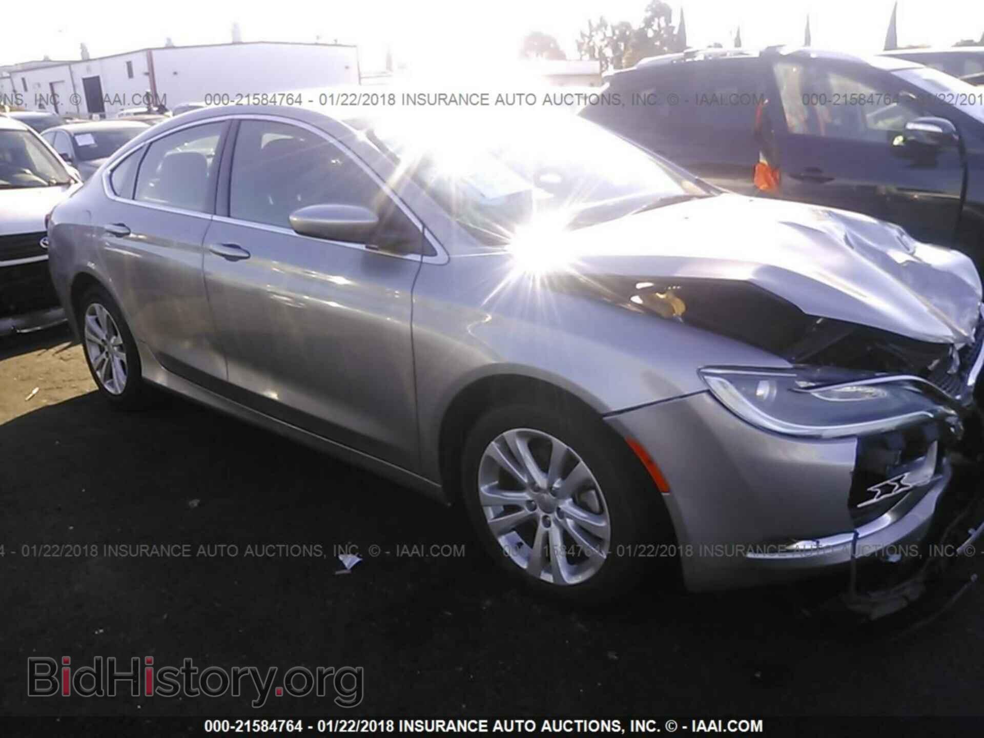 Photo 1C3CCCAB2FN742213 - Chrysler 200 2015