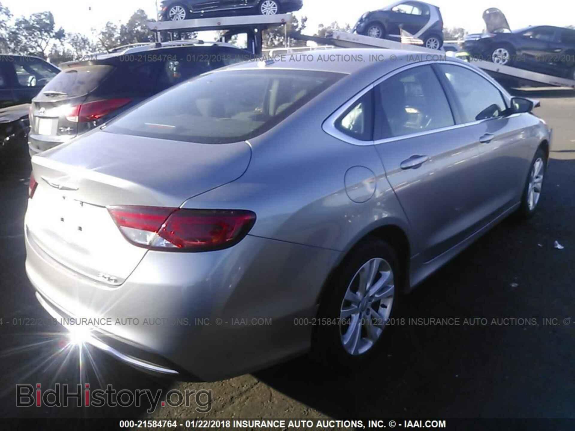 2015 Chrysler 200 - VIN: 1C3CCCAB2FN742213 - Фото 4