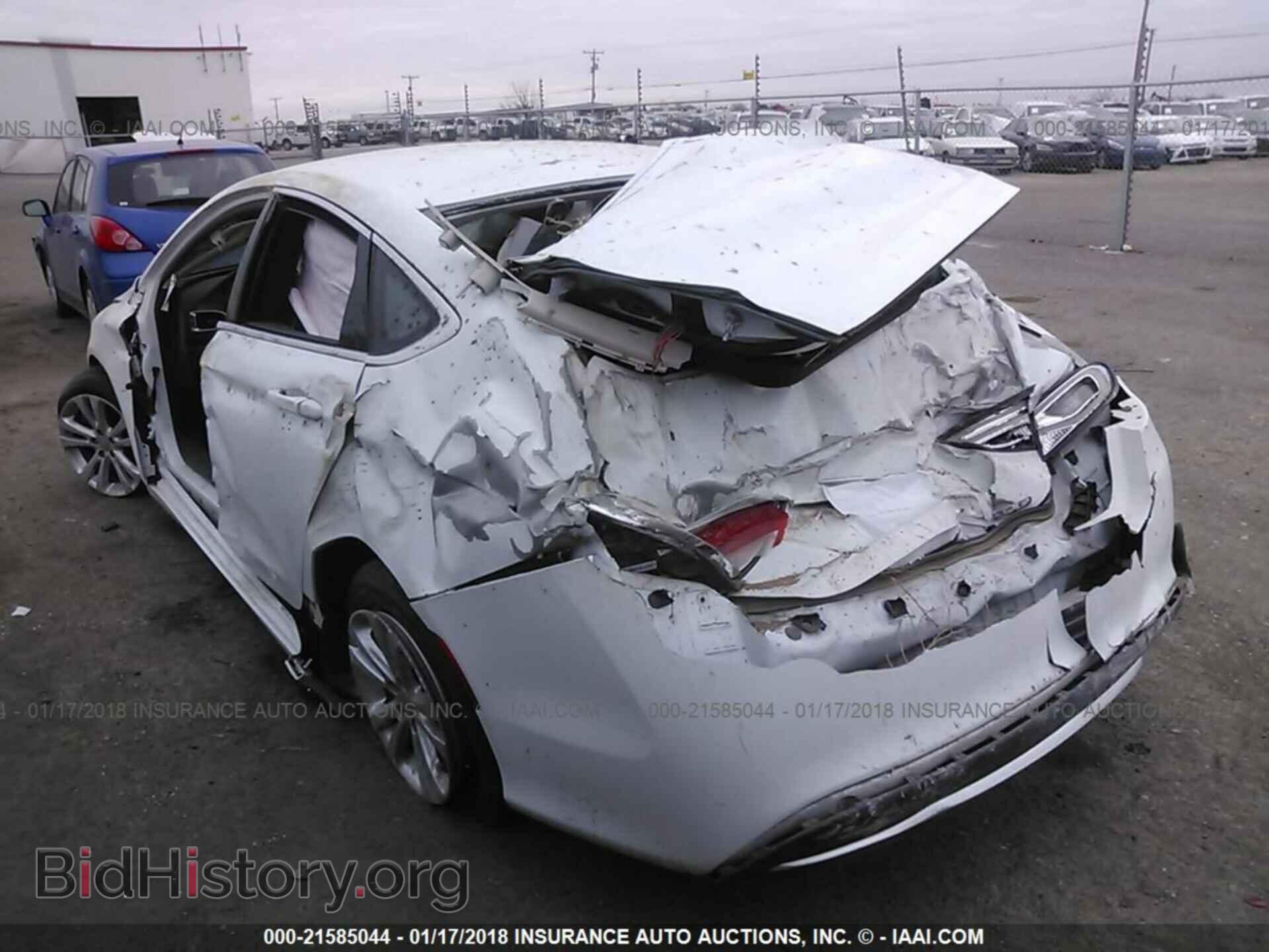 2015 Chrysler 200 - VIN: 1C3CCCAB5FN654563 - Фото 3