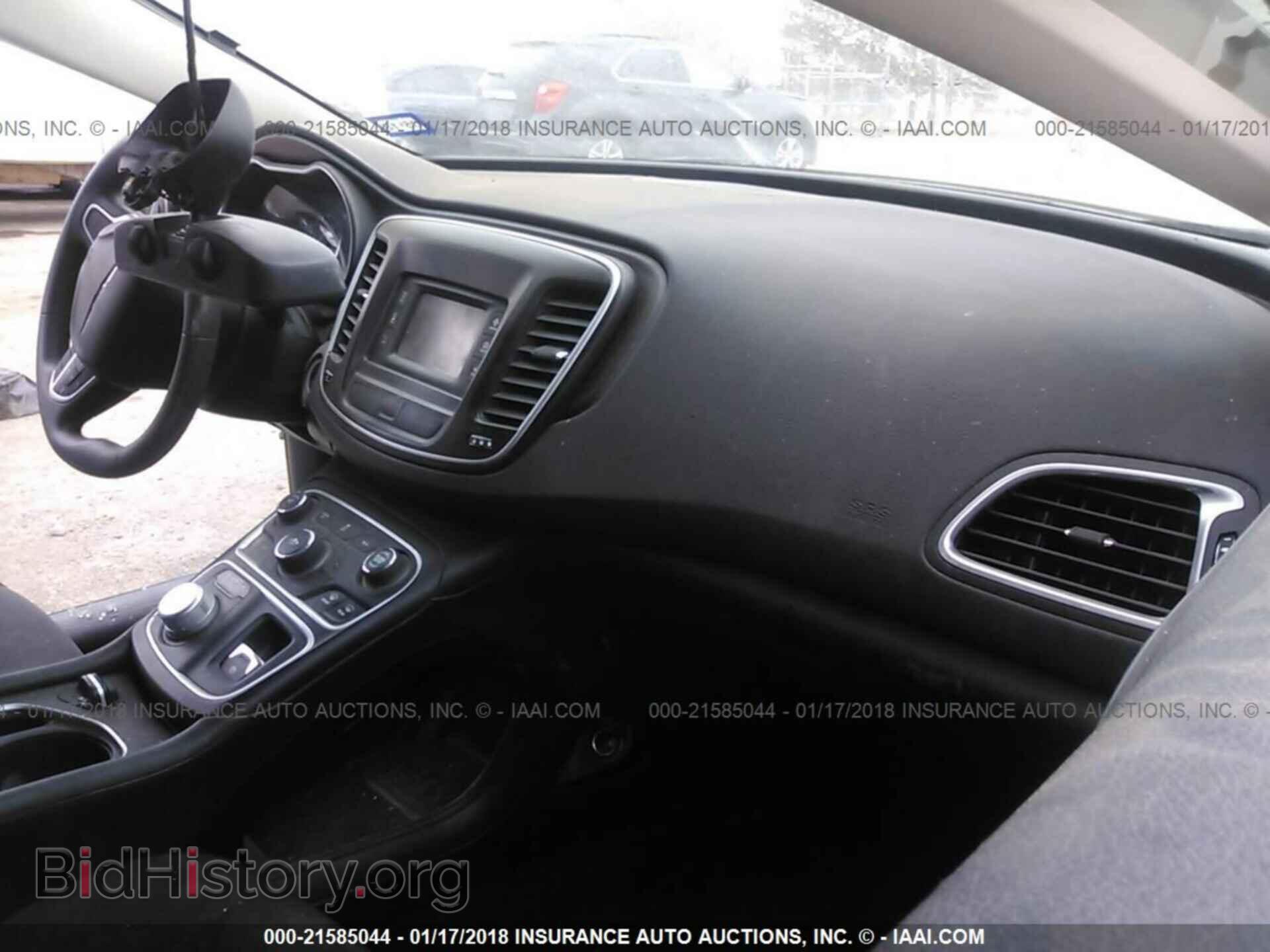 2015 Chrysler 200 - VIN: 1C3CCCAB5FN654563 - Фото 5