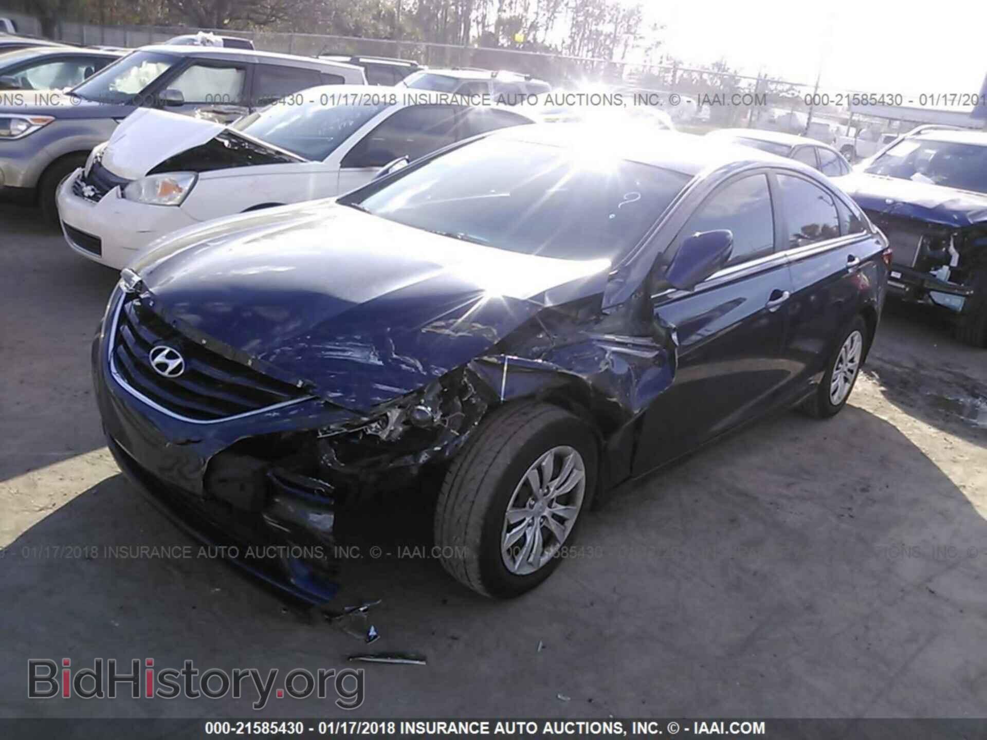 2012 Hyundai Sonata - VIN: 5NPEB4AC4CH493088 - Фото 2