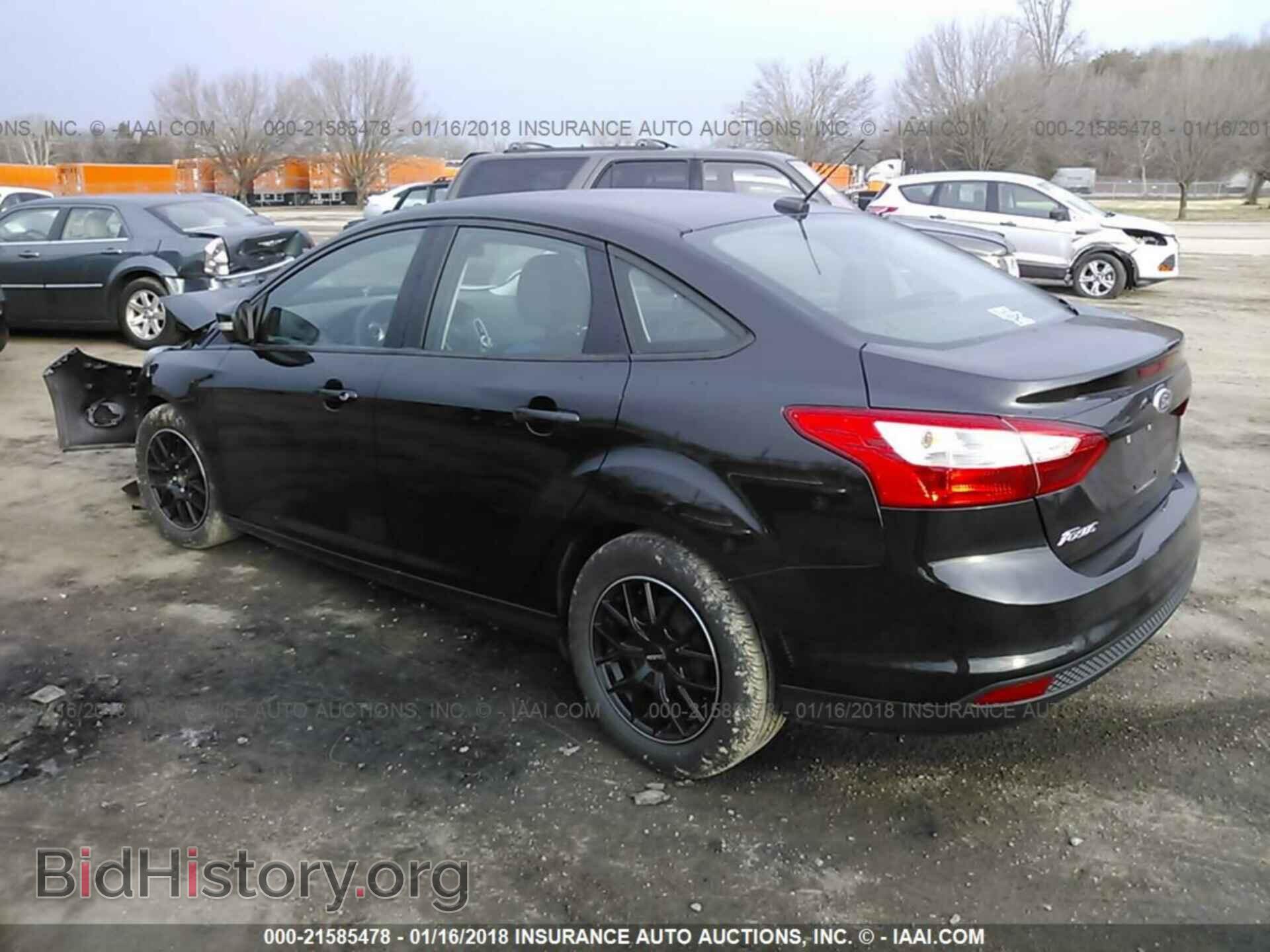 2014 Ford Focus - VIN: 1FADP3F26EL389200 - Фото 3