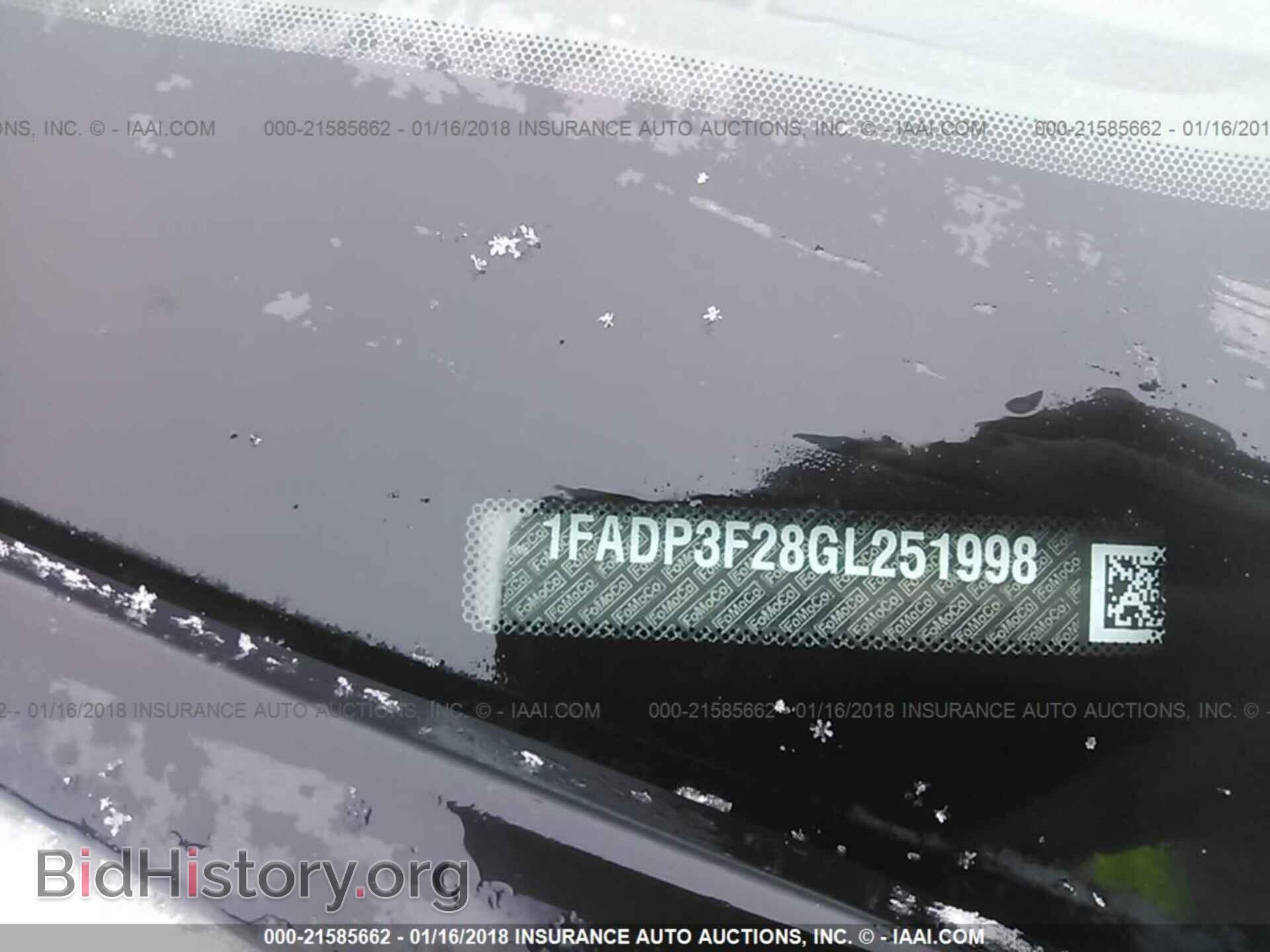 2016 Ford Focus - VIN: 1FADP3F28GL251998 - Photo 9