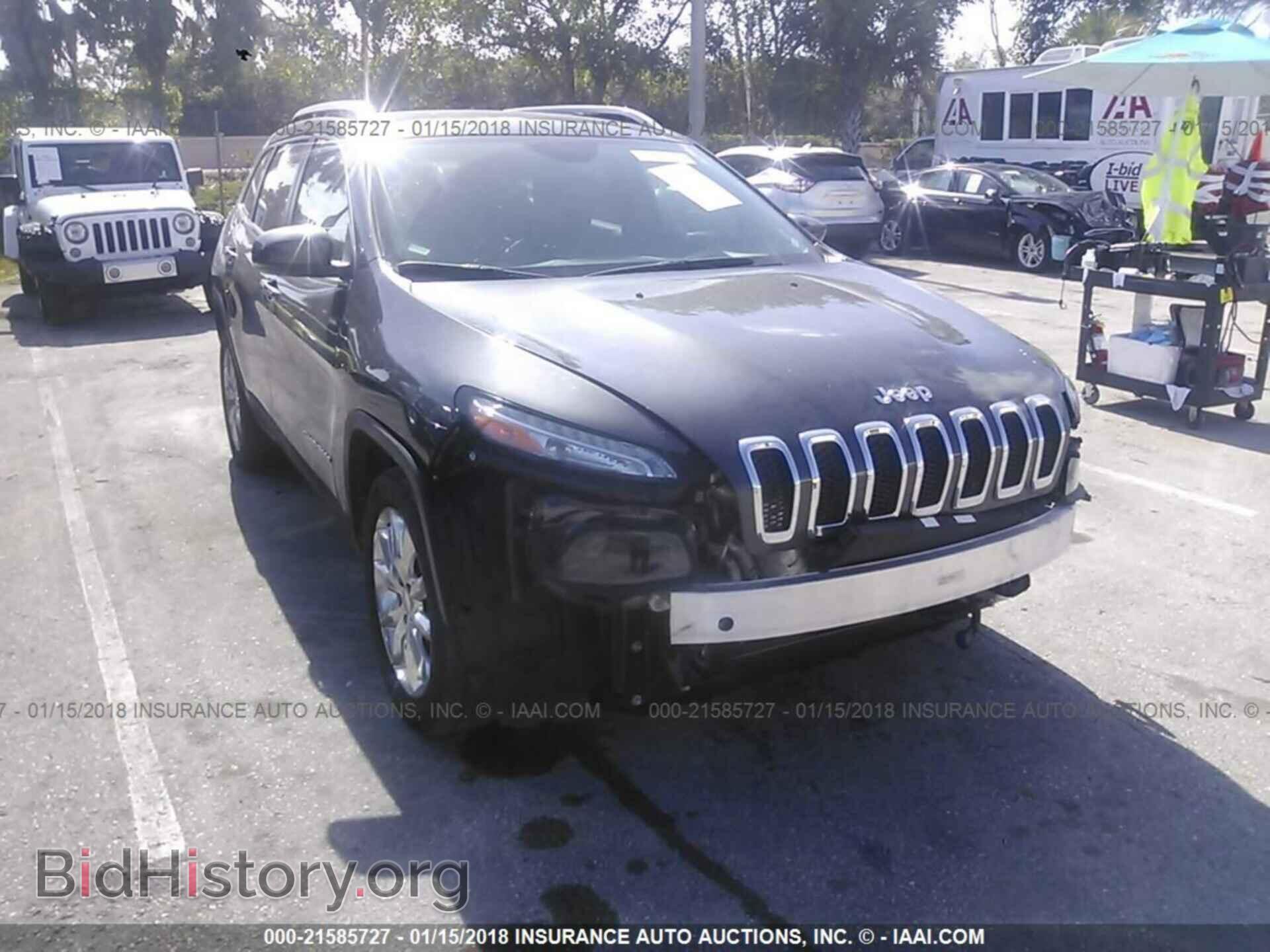 2017 Jeep Cherokee - VIN: 1C4PJLDB6HW526425 - Photo 6