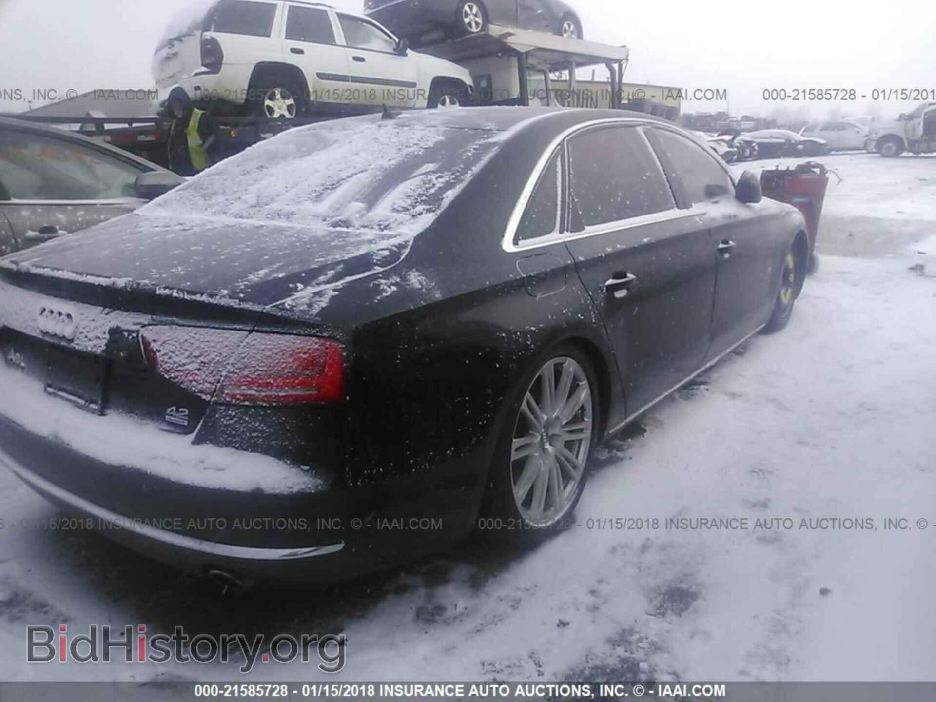 2012 Audi A8 - VIN: WAURVAFD8CN007369 - Фото 4