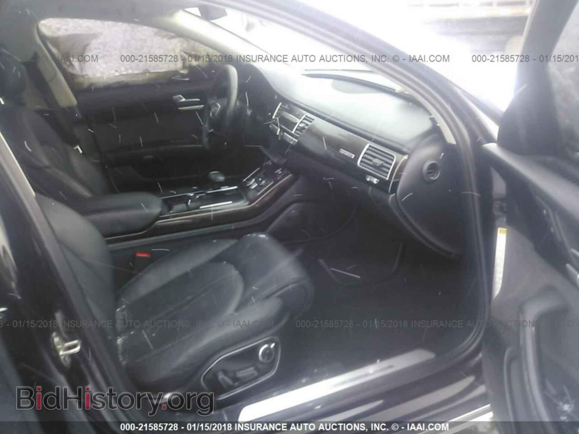 2012 Audi A8 - VIN: WAURVAFD8CN007369 - Фото 5