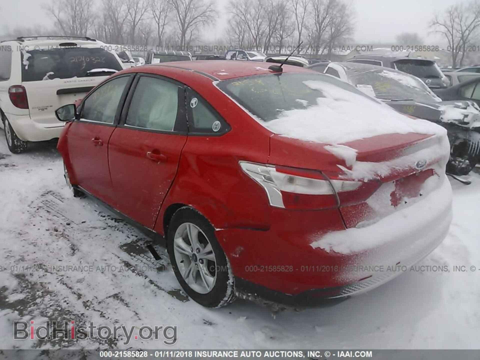 2014 Ford Focus - VIN: 1FADP3F28EL163157 - Фото 3