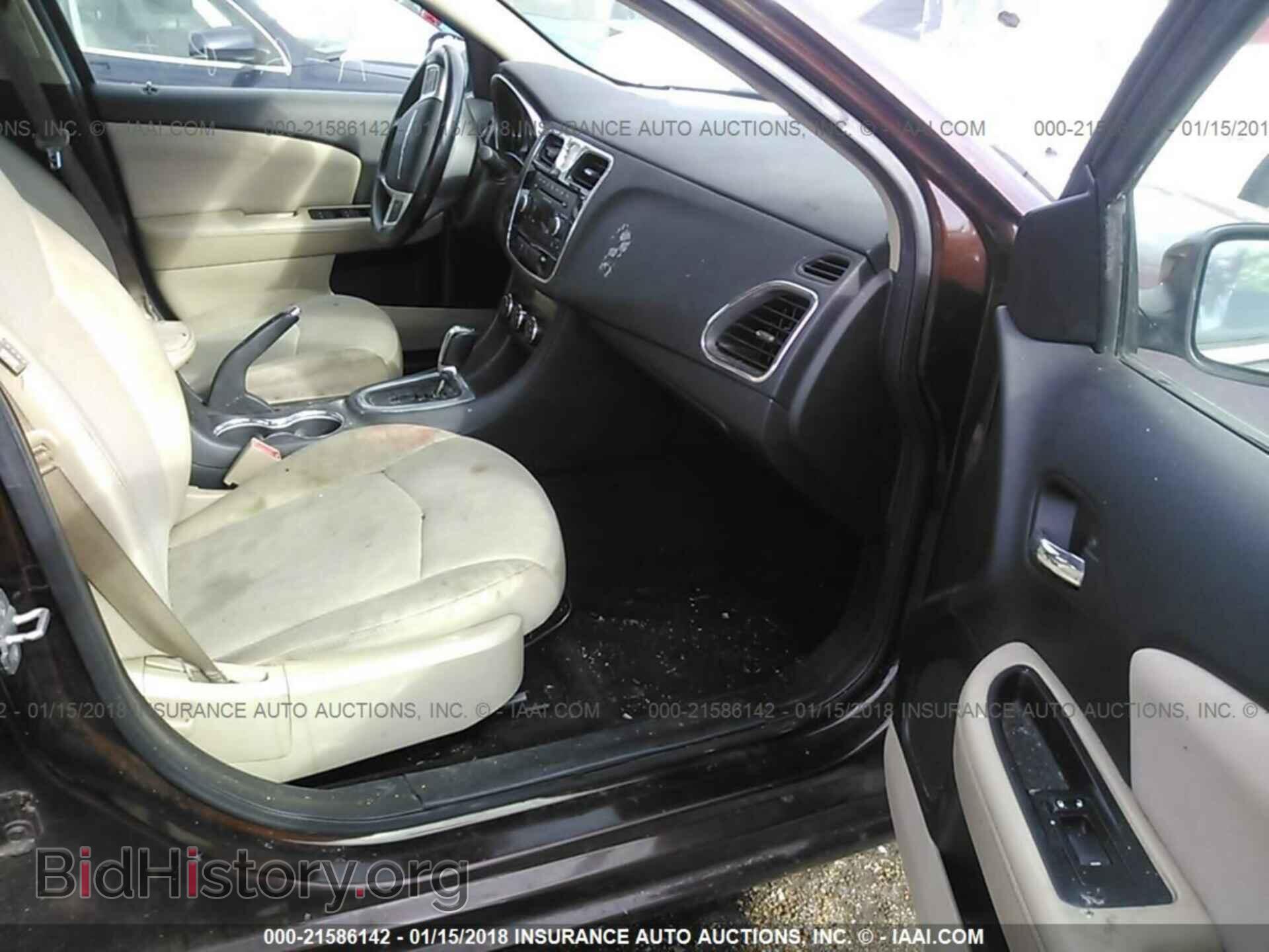 2013 Chrysler 200 - VIN: 1C3CCBBB4DN554377 - Photo 5