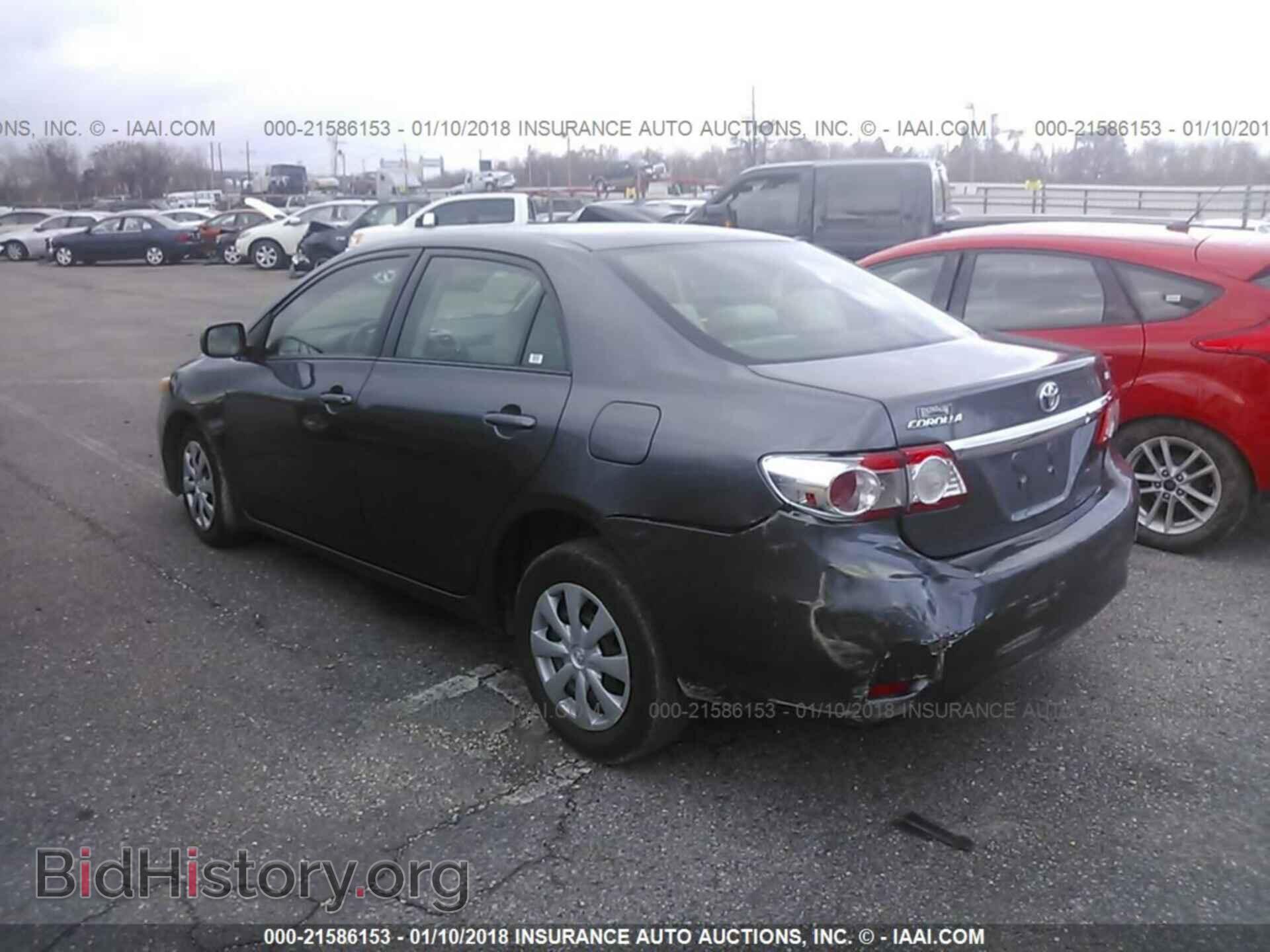 2011 Toyota Corolla - VIN: JTDBU4EE5B9148703 - Фото 3