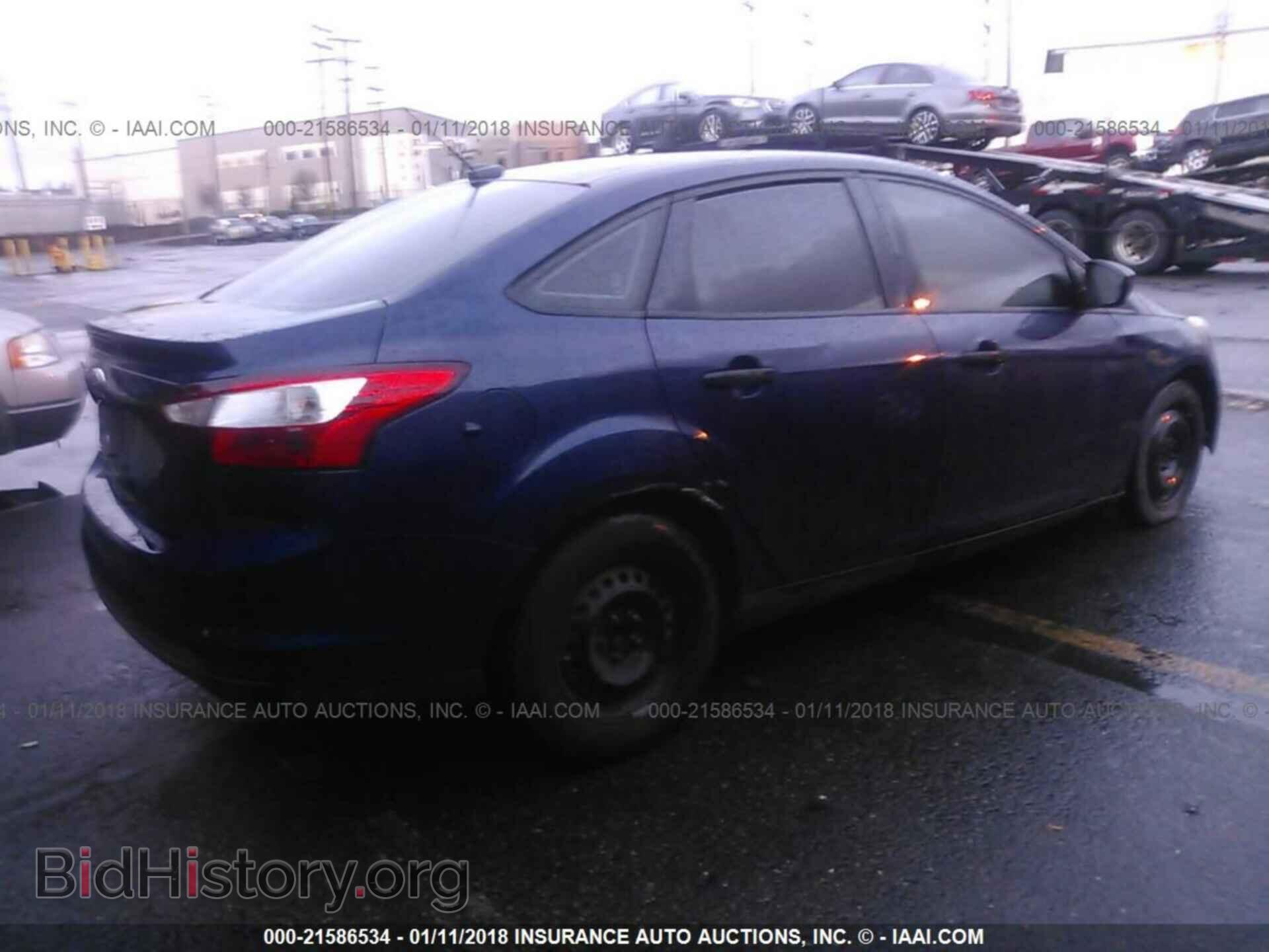 2012 Ford Focus - VIN: 1FAHP3E28CL154524 - Фото 4