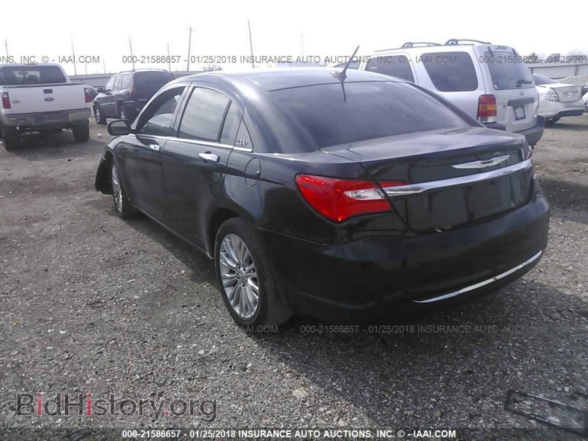 2012 Chrysler 200 - VIN: 1C3CCBAB1CN262430 - Фото 3