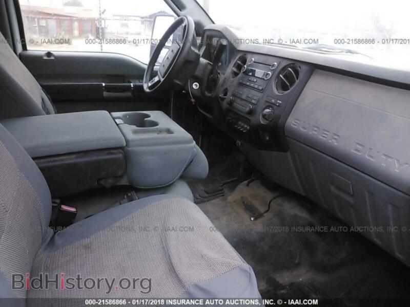 2011 Ford F250 (VIN 1FTBF2B64BEA78856) — фото 5 из 10