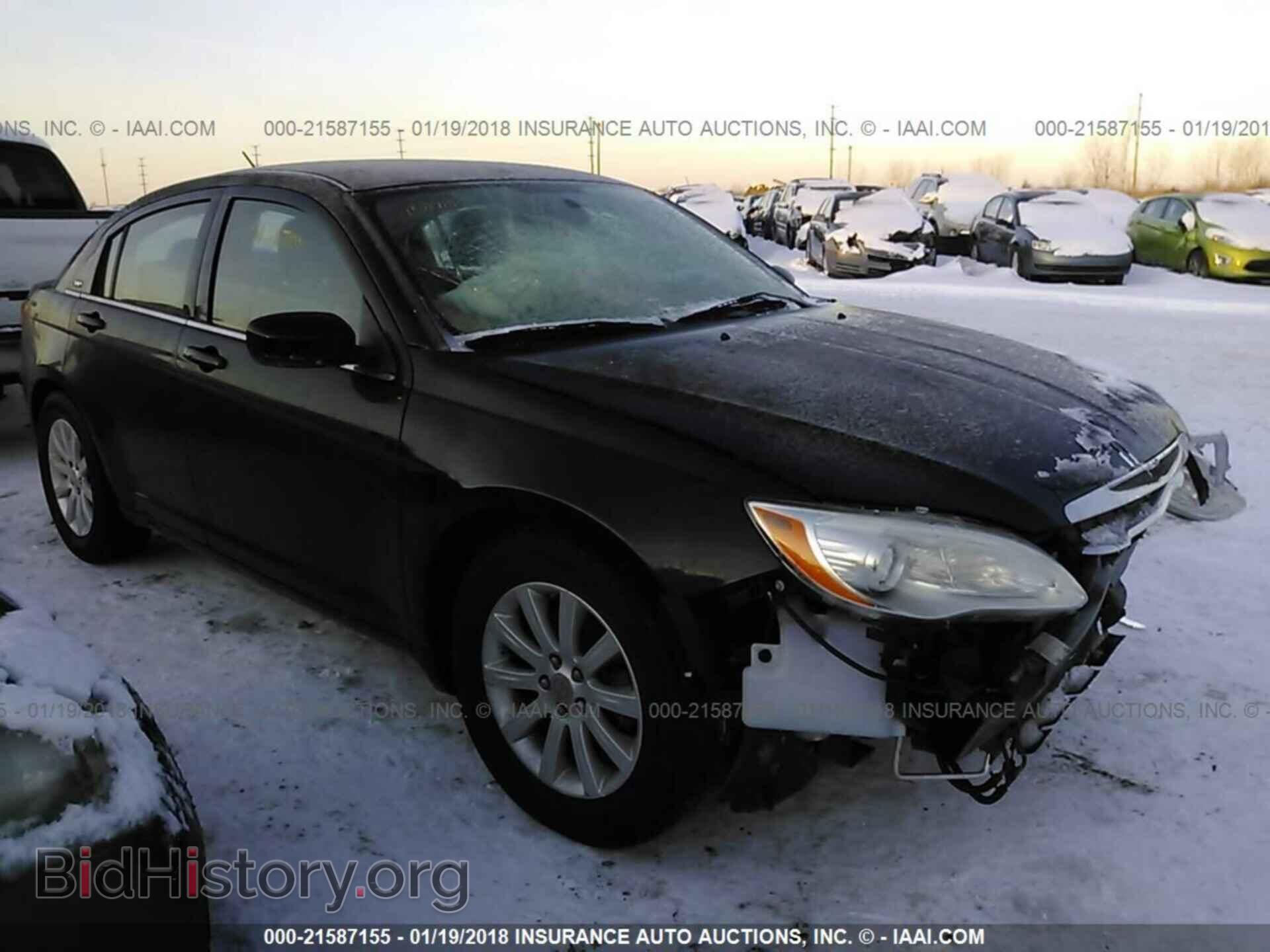 Photo 1C3CCBBG6DN608113 - Chrysler 200 2013