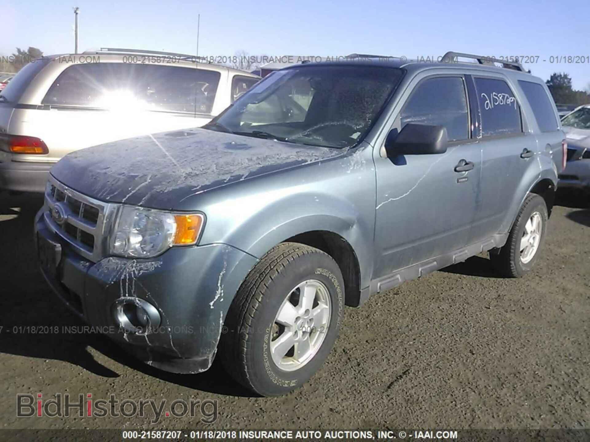 2012 Ford Escape - VIN: 1FMCU9D7XCKB76622 - Фото 2