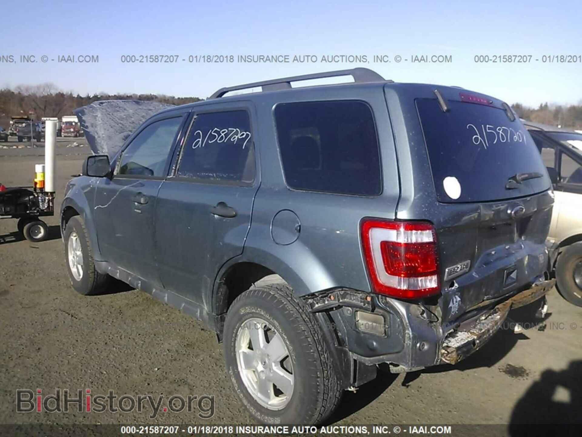 2012 Ford Escape - VIN: 1FMCU9D7XCKB76622 - Фото 3