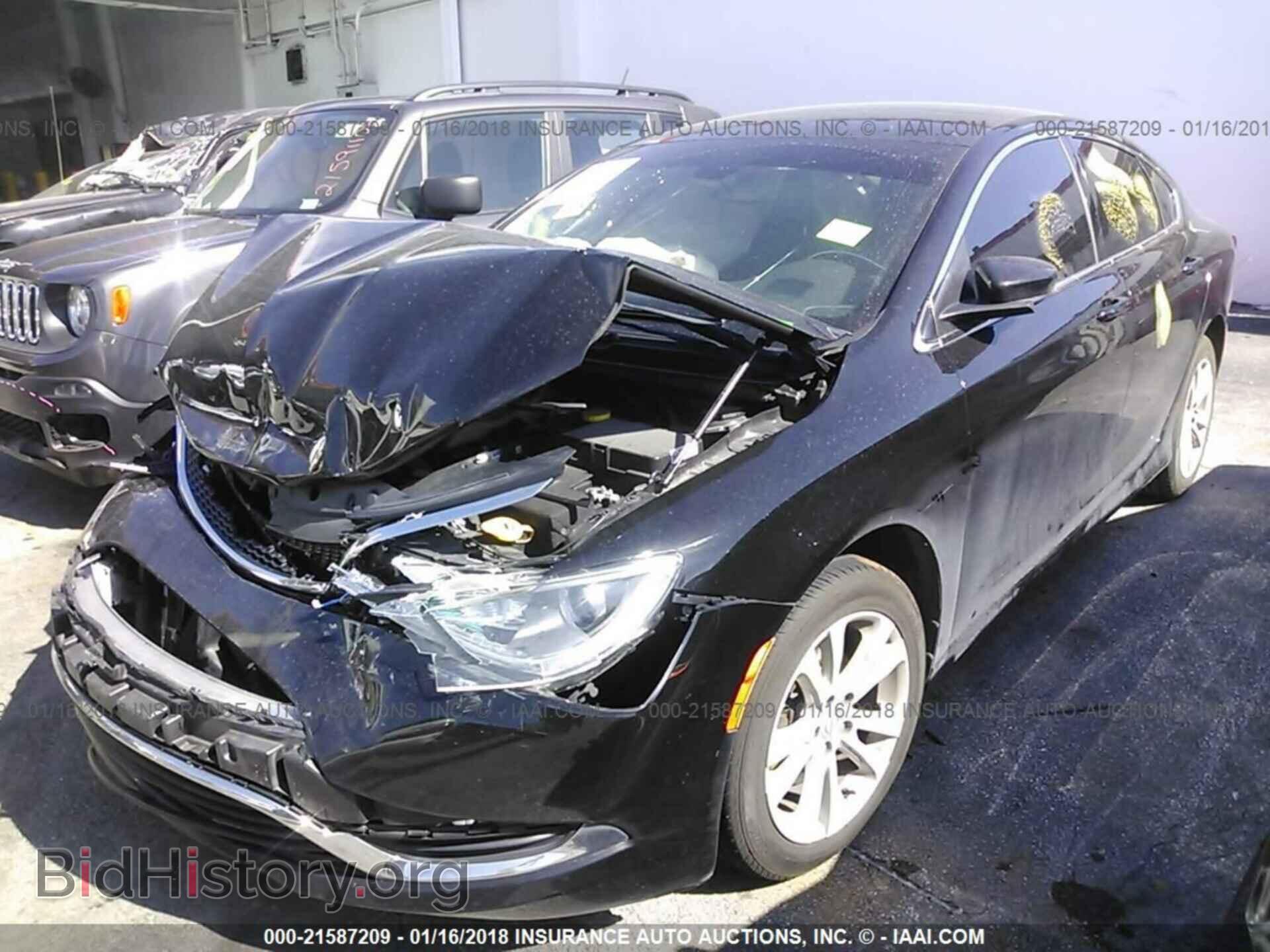 2016 Chrysler 200 - VIN: 1C3CCCAB4GN120505 - Photo 2