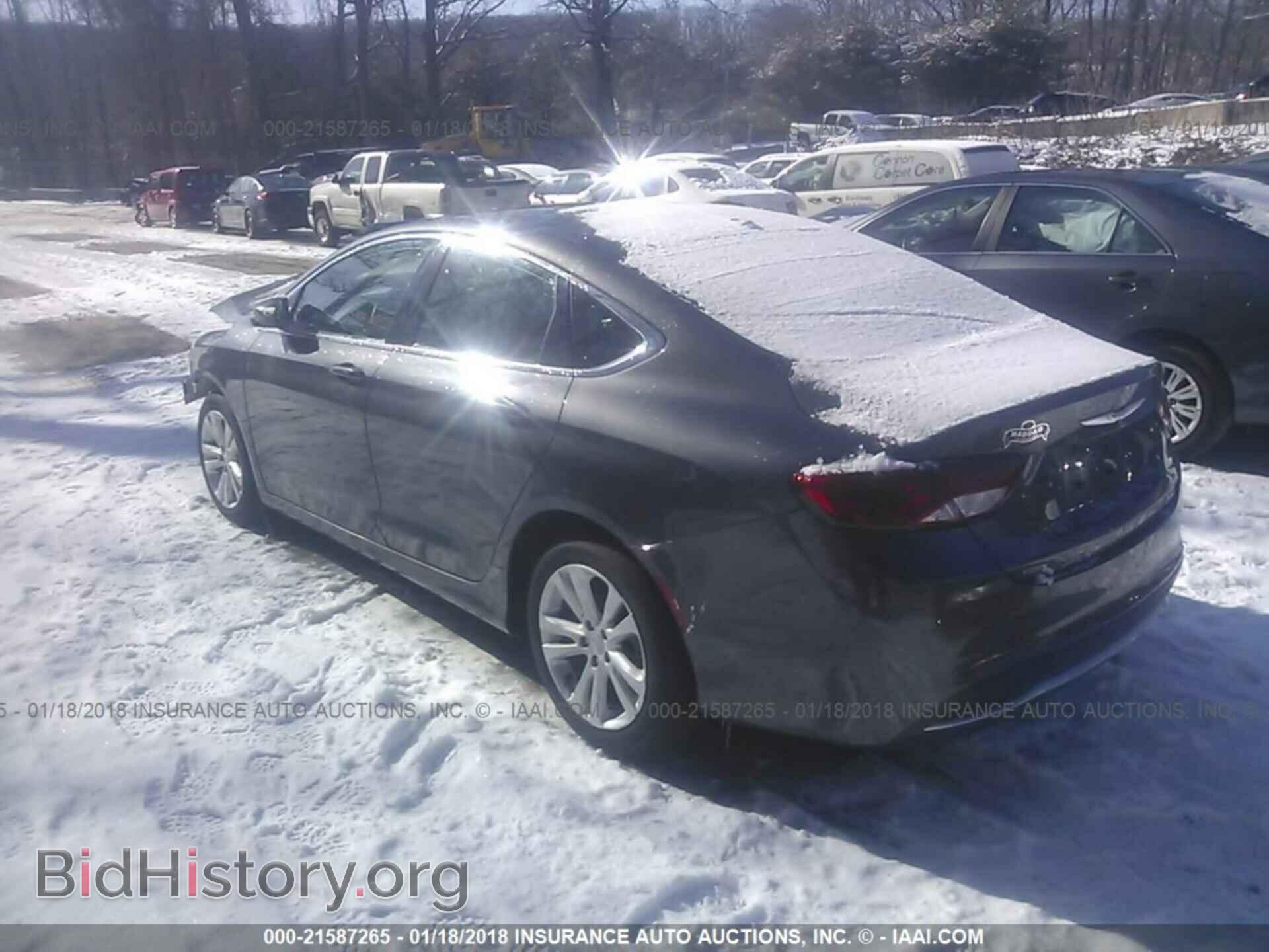 2016 Chrysler 200 - VIN: 1C3CCCABXGN136806 - Photo 3