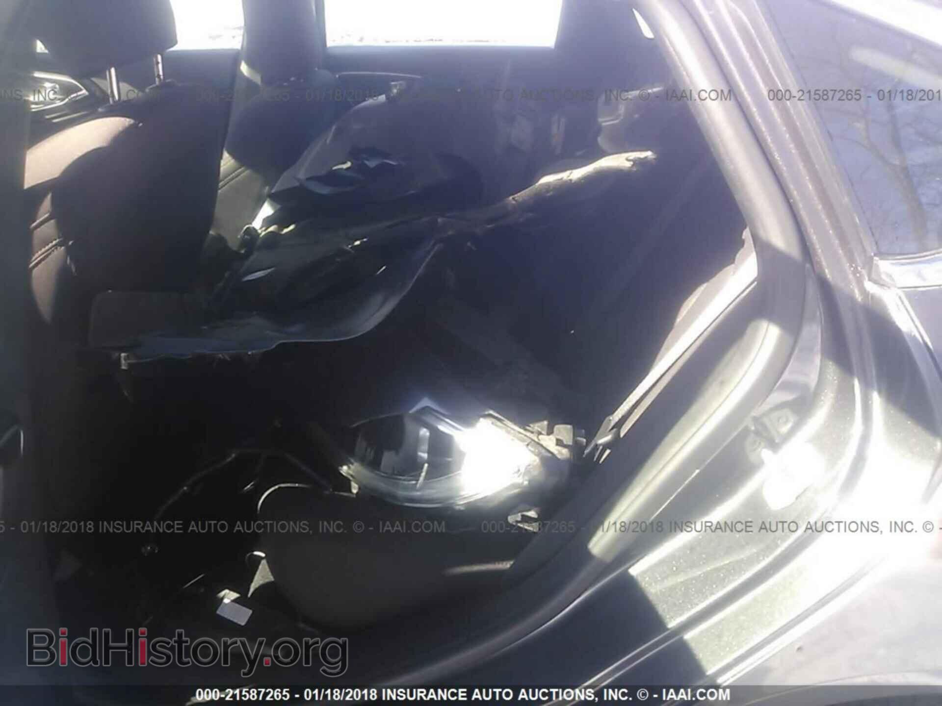 2016 Chrysler 200 - VIN: 1C3CCCABXGN136806 - Photo 8