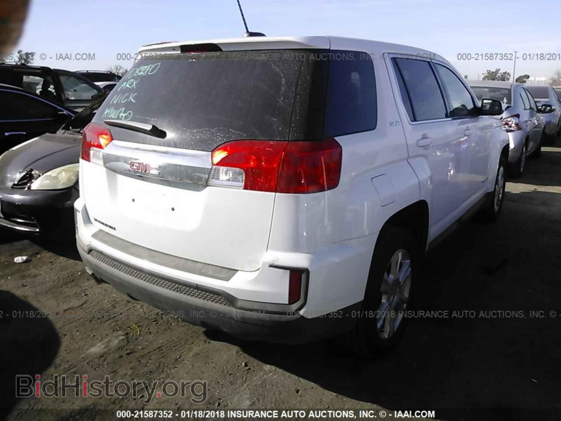 2017 Gmc Terrain - VIN: 2GKALMEK9H6347931 - Photo 4