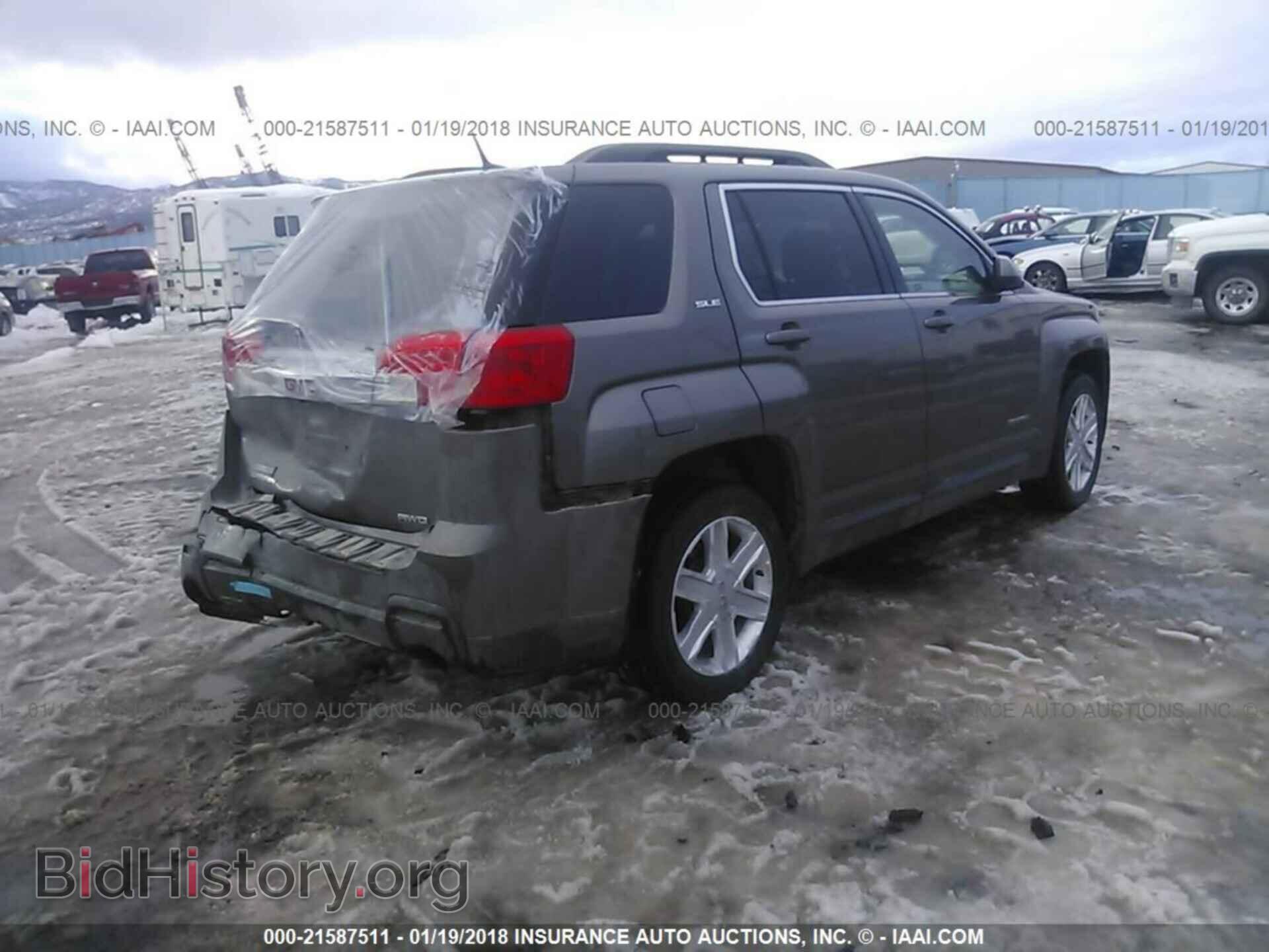 2011 Gmc Terrain - VIN: 2CTFLTE51B6448737 - Photo 4