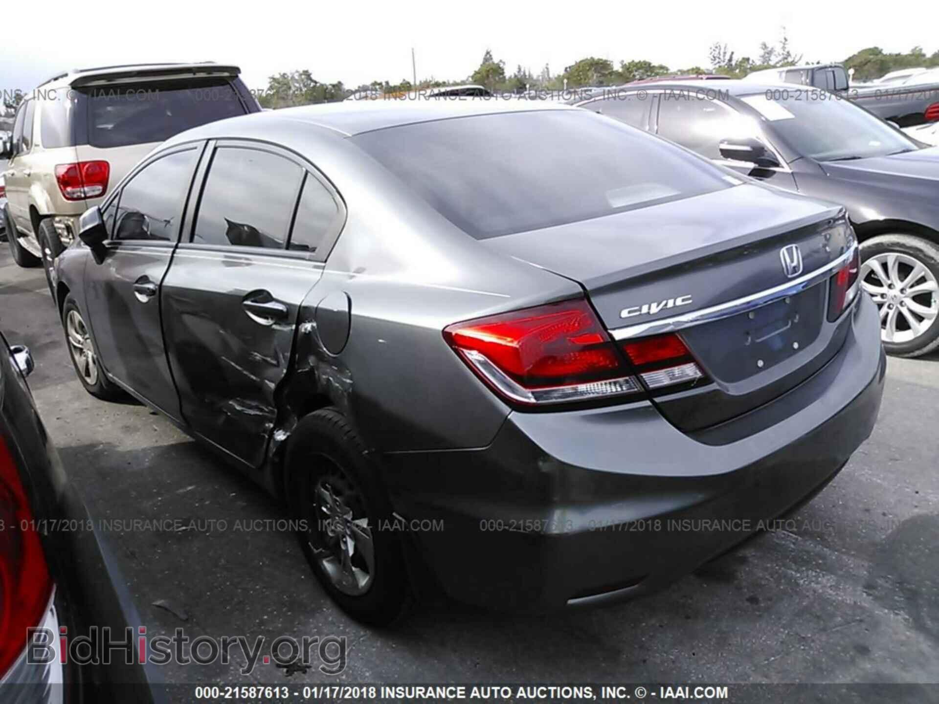 2013 Honda Civic - VIN: 2HGFB2F55DH504310 - Фото 3