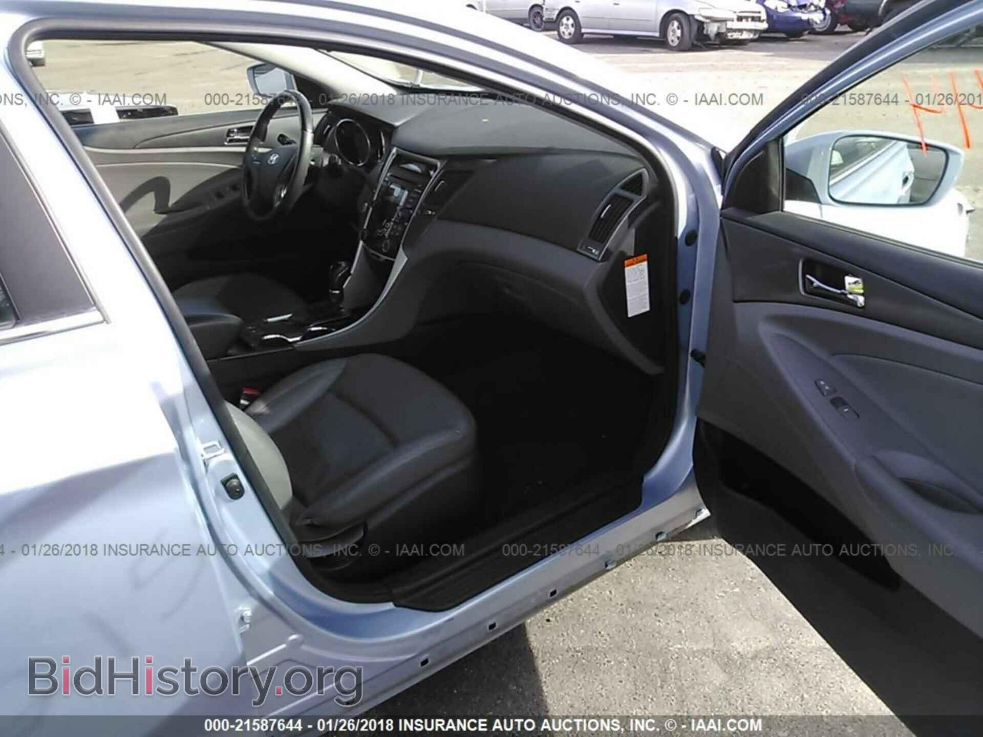 2012 Hyundai Sonata - VIN: KMHEC4A41CA040409 - Фото 5