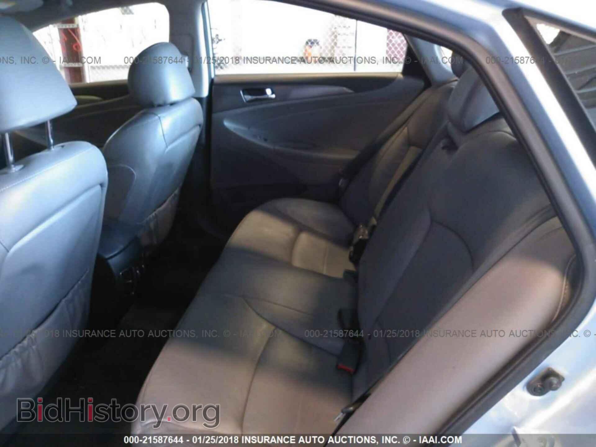 2012 Hyundai Sonata - VIN: KMHEC4A41CA040409 - Фото 8
