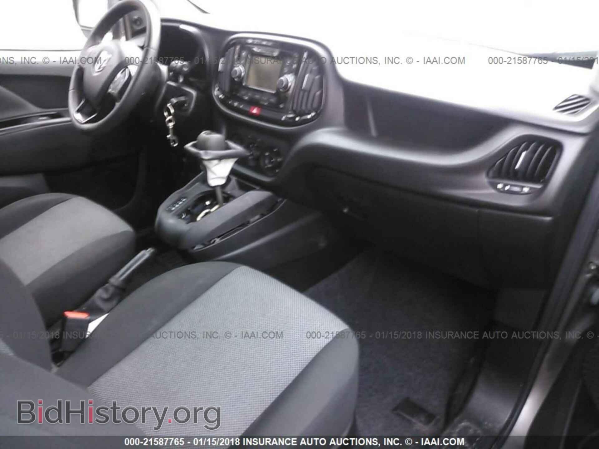 2015 Ram Promaster - VIN: ZFBERFAT0F6A81911 - Фото 5